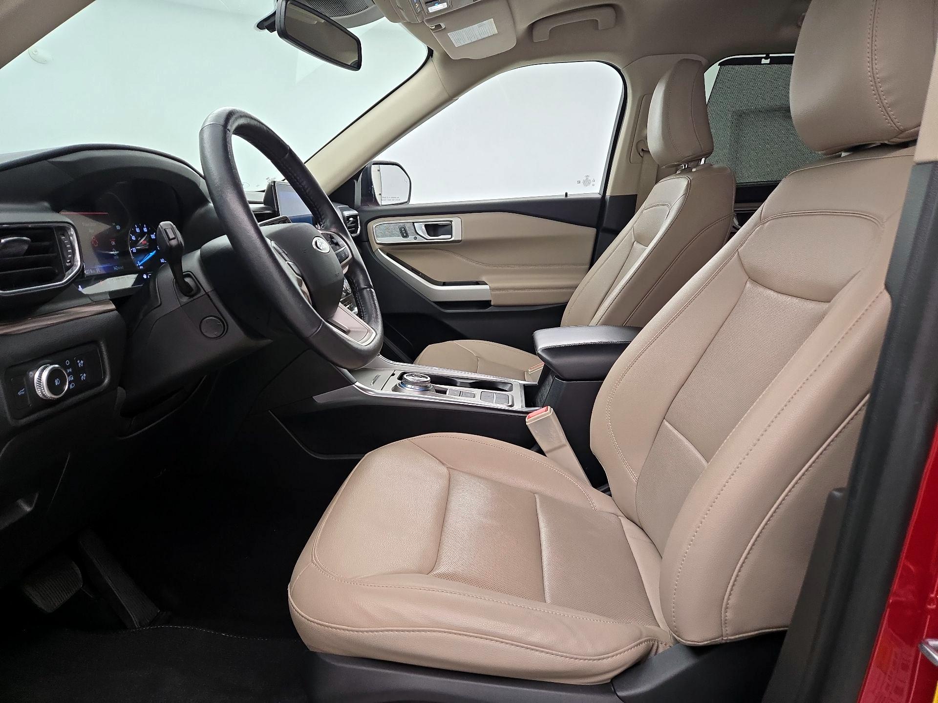 Thumbnail: 2021 Ford Explorer - 11