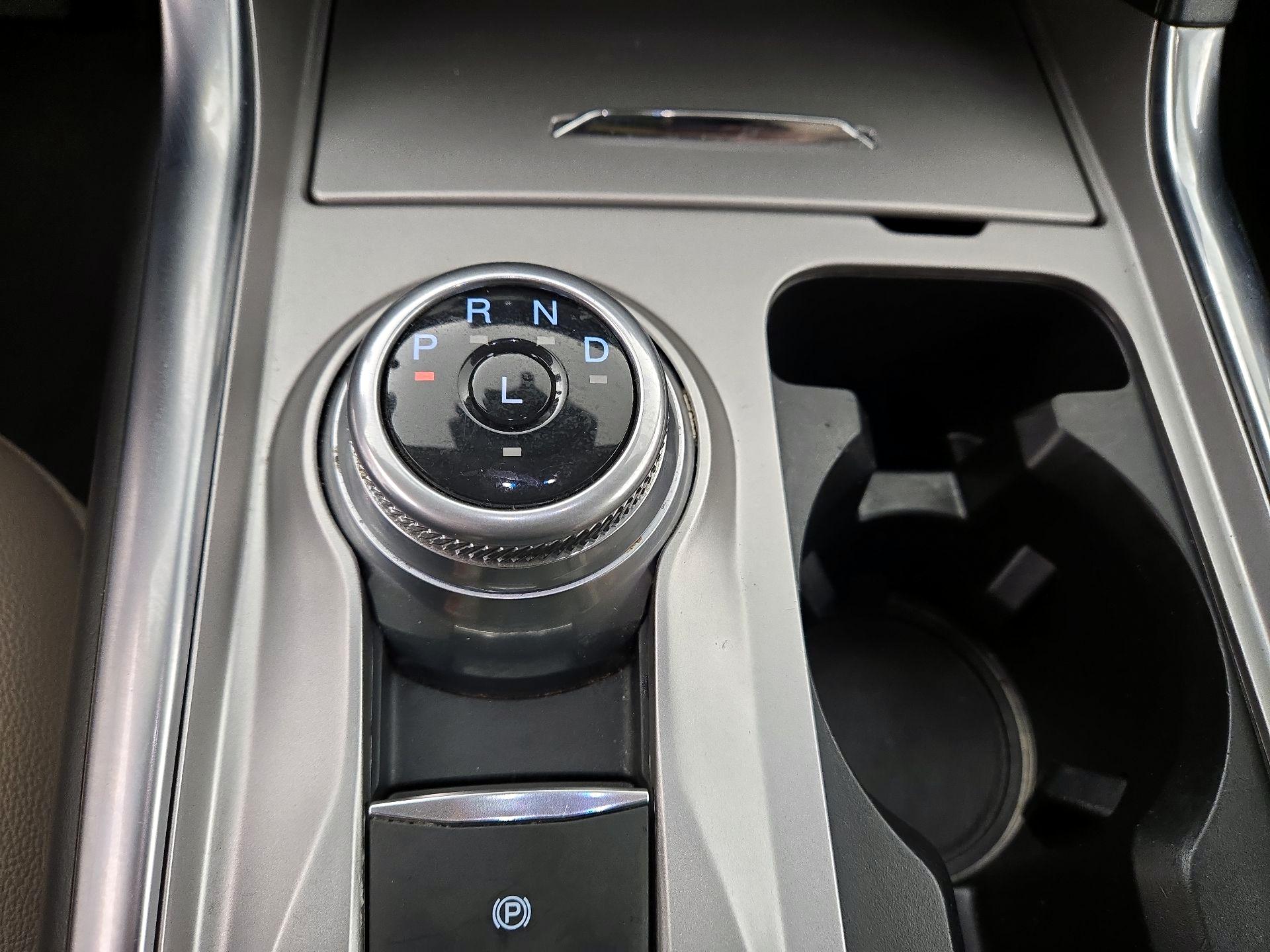 Thumbnail: 2021 Ford Explorer - 18