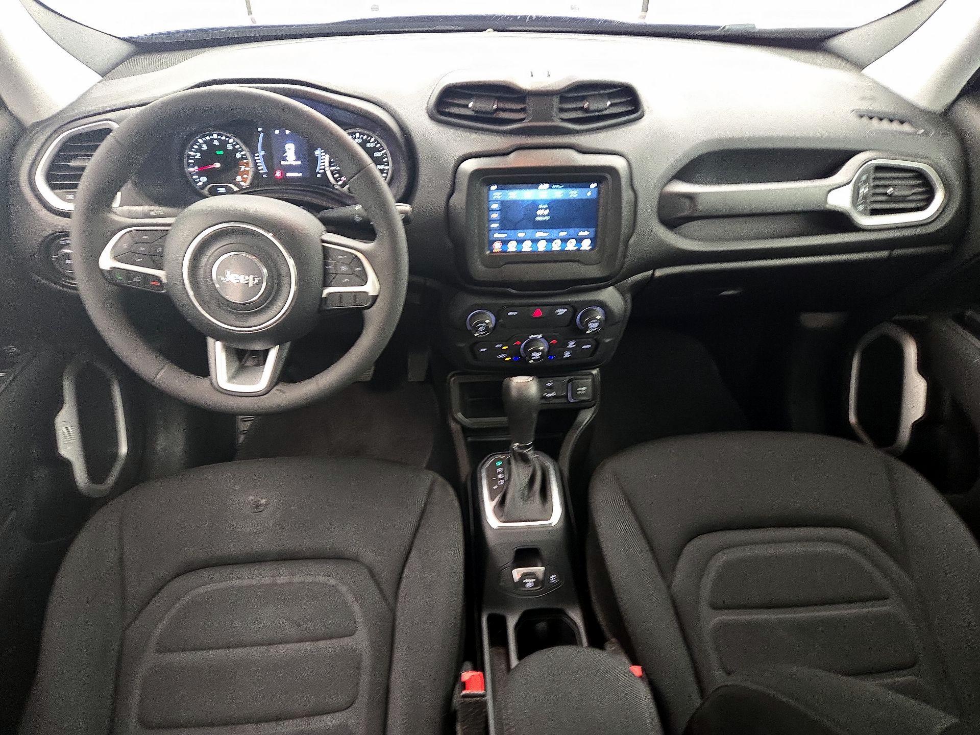 Thumbnail: 2020 Jeep Renegade - 9