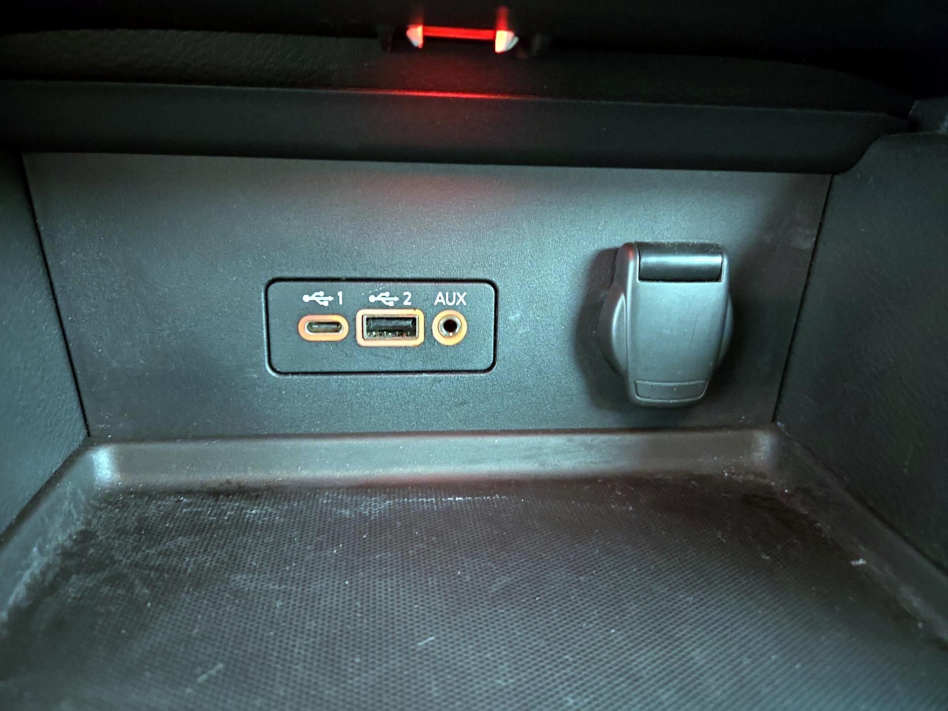 Thumbnail: 2023 Nissan Sentra - 18