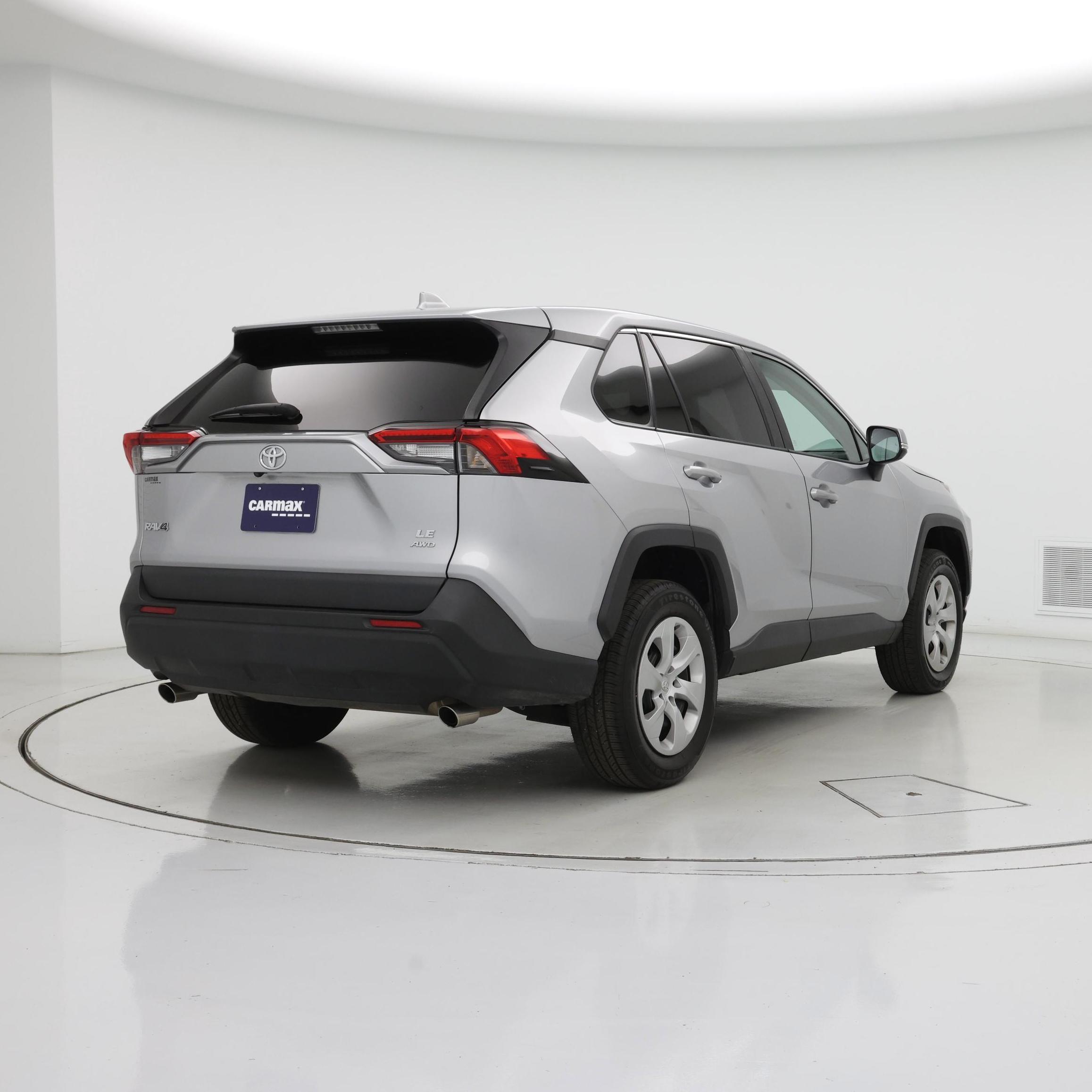 Thumbnail: 2023 Toyota RAV4 - 8