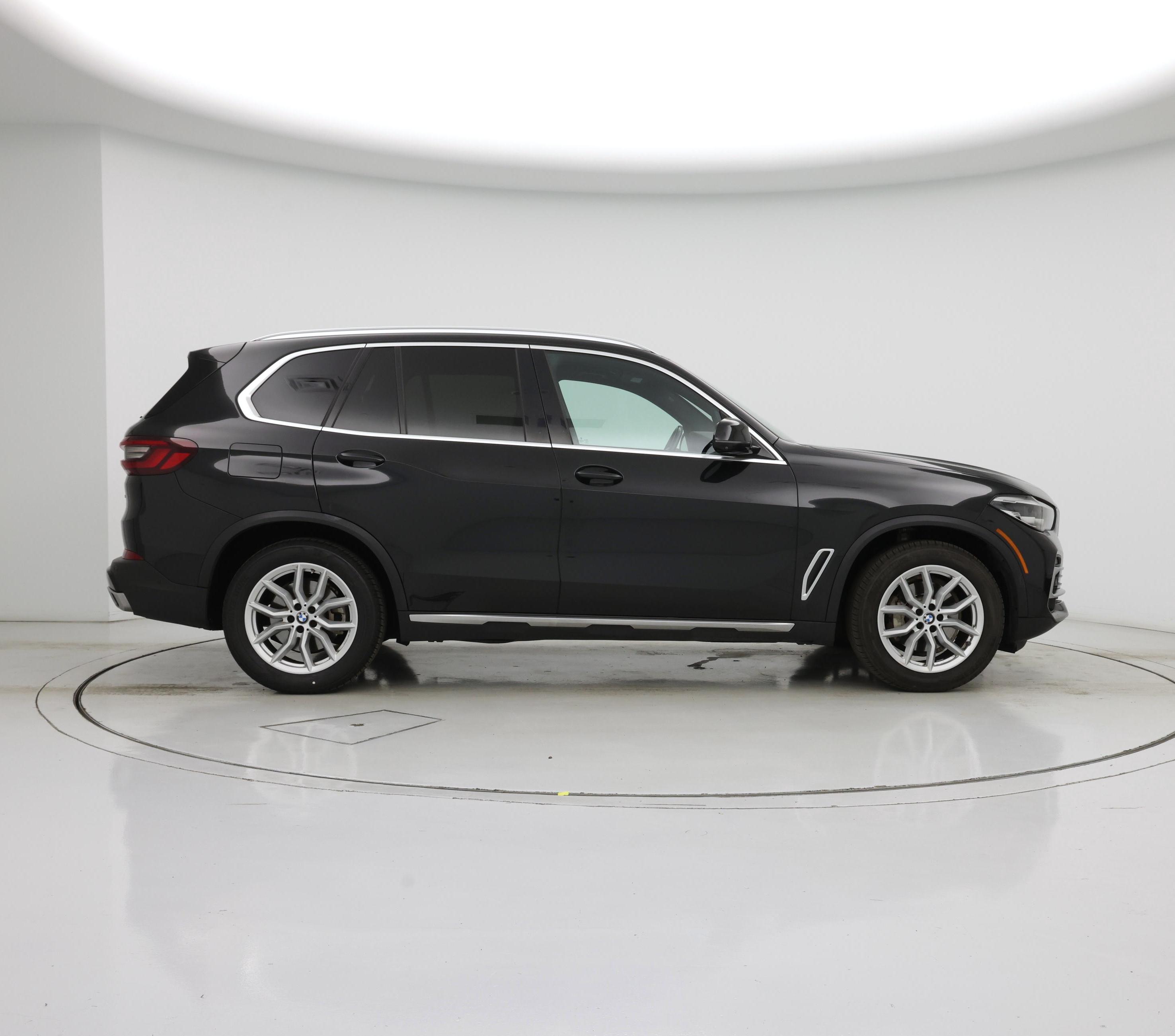 Thumbnail: 2022 BMW X5 - 7