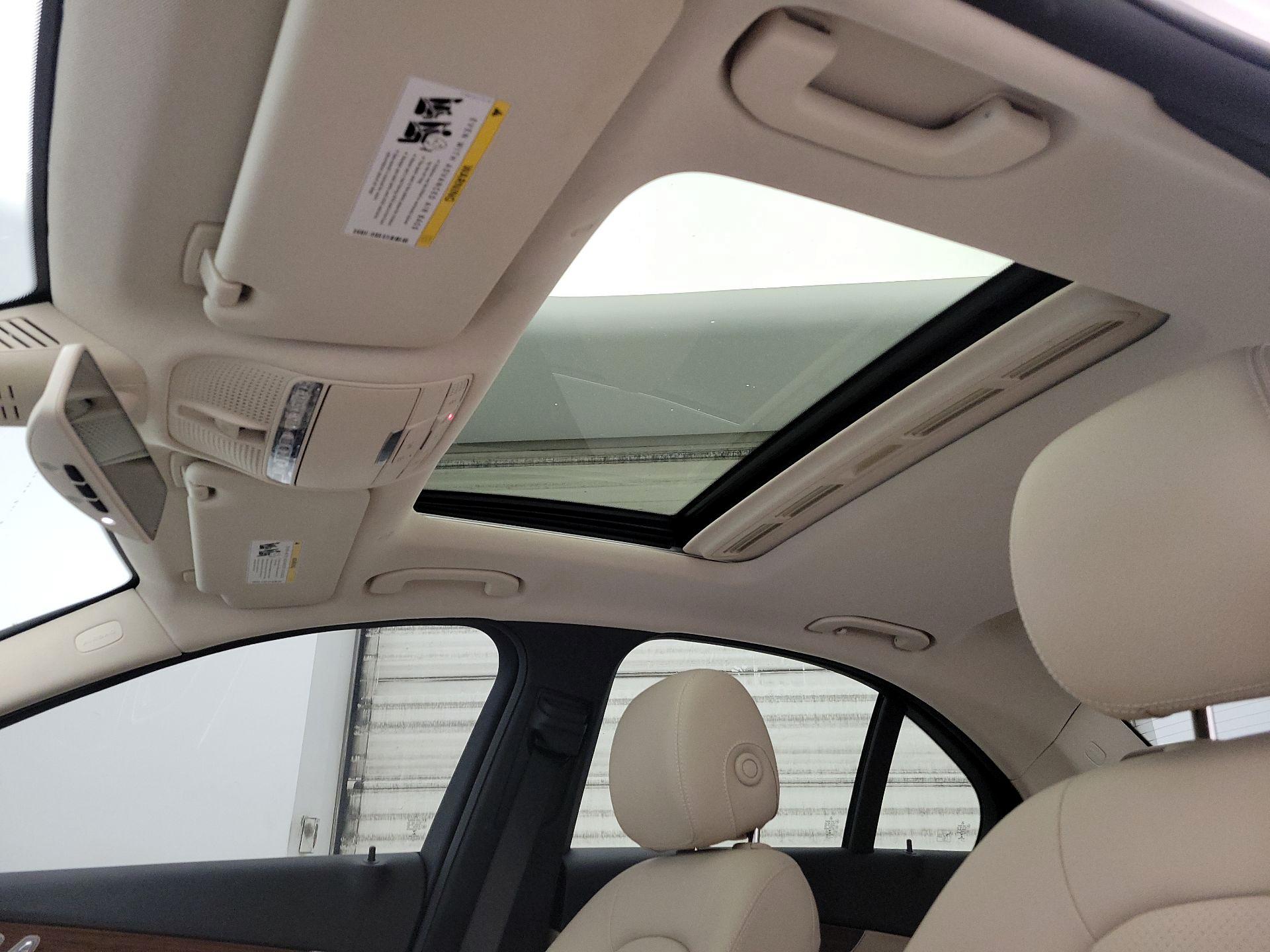 Thumbnail: 2020 Mercedes-Benz C-Class - 19