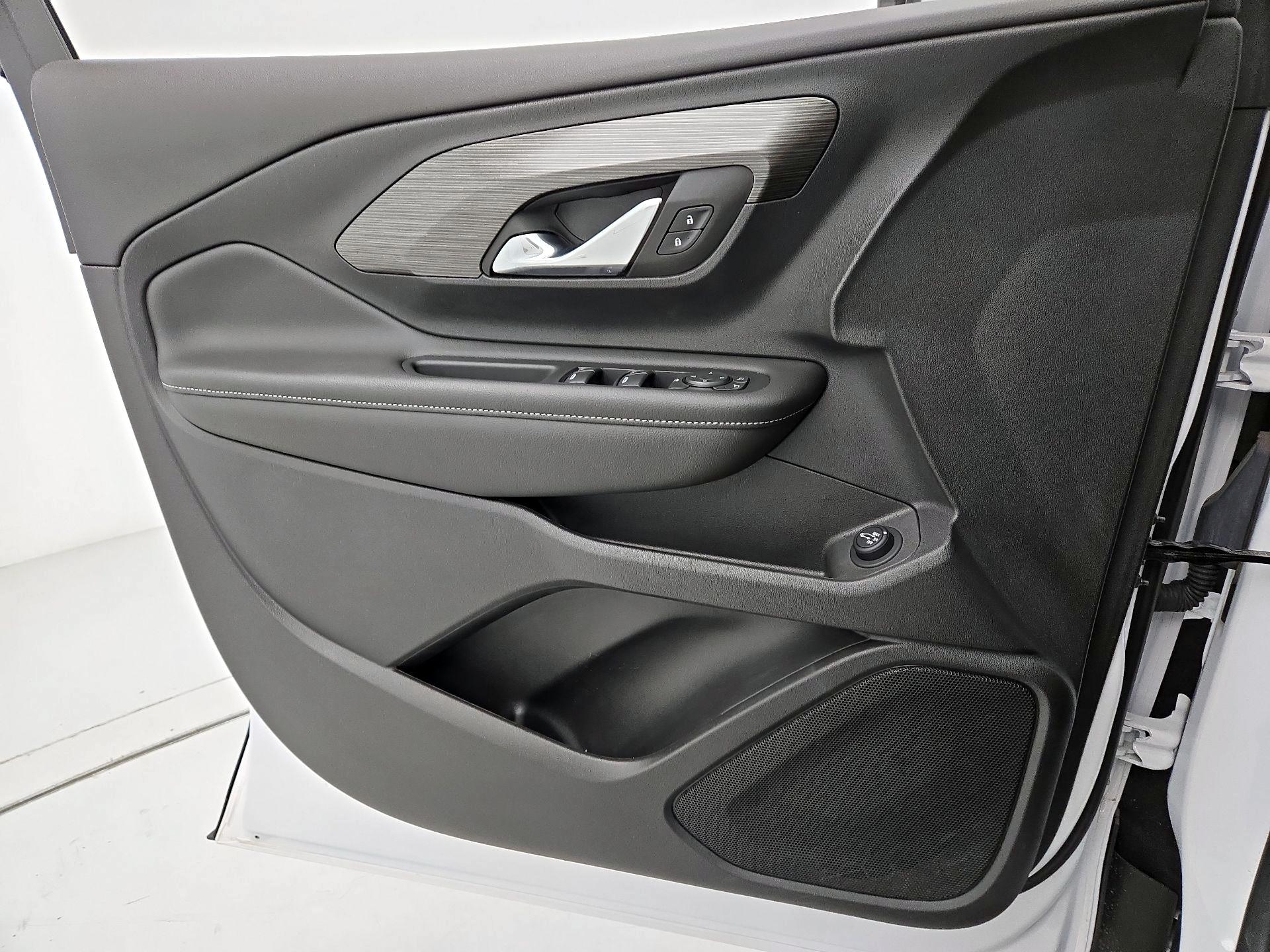 Thumbnail: 2023 GMC Terrain - 12