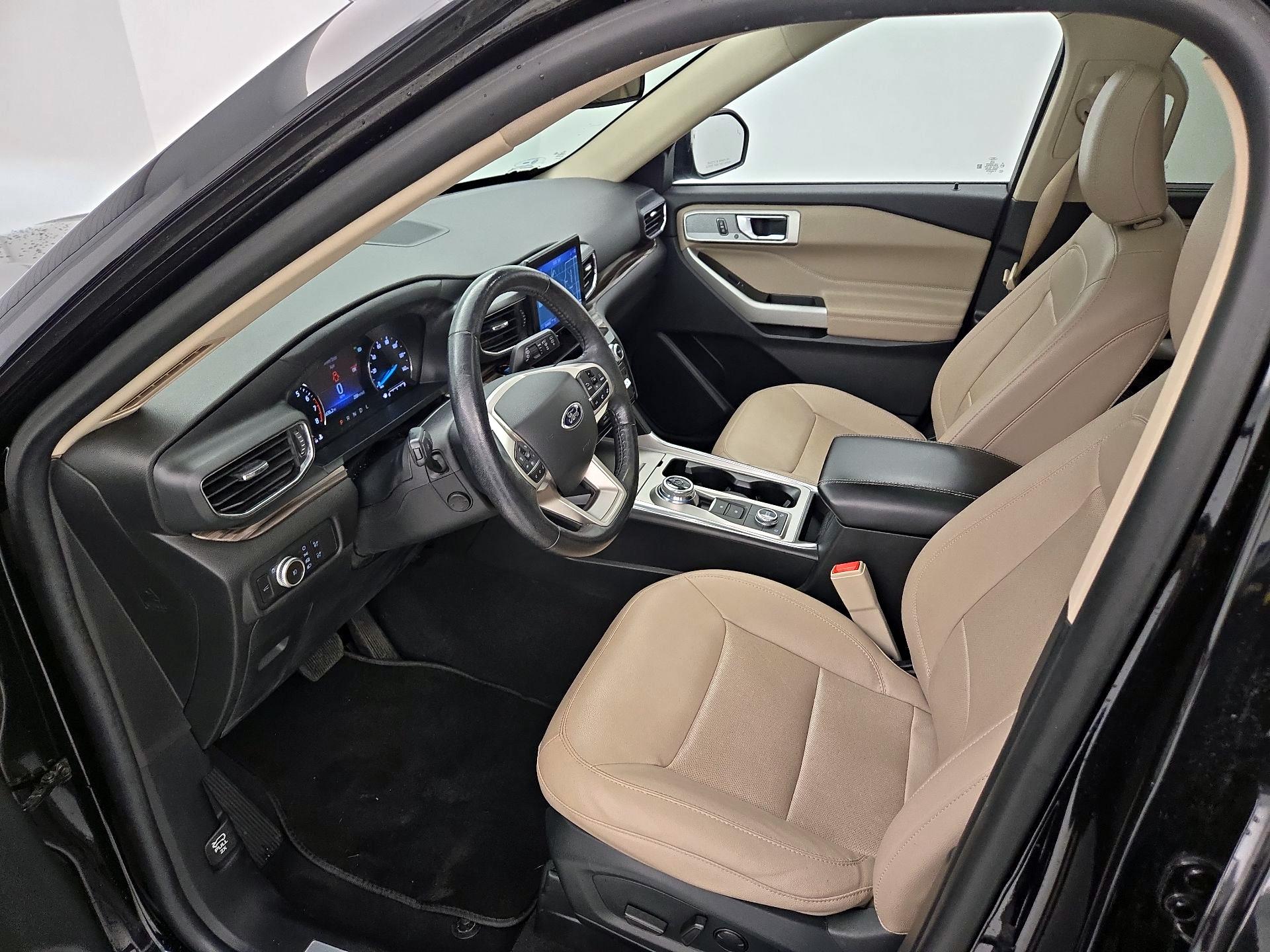 Thumbnail: 2022 Ford Explorer - 11