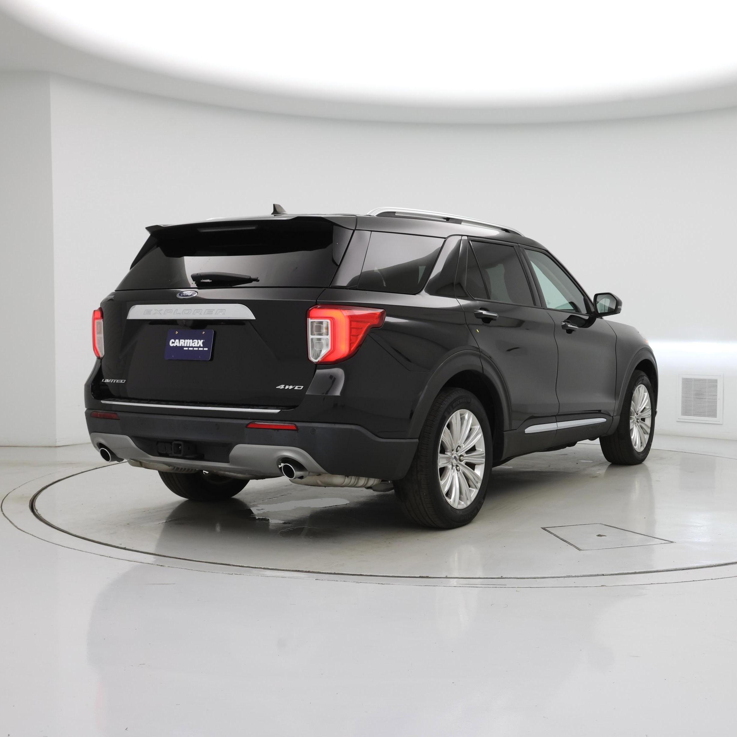 Thumbnail: 2022 Ford Explorer - 8