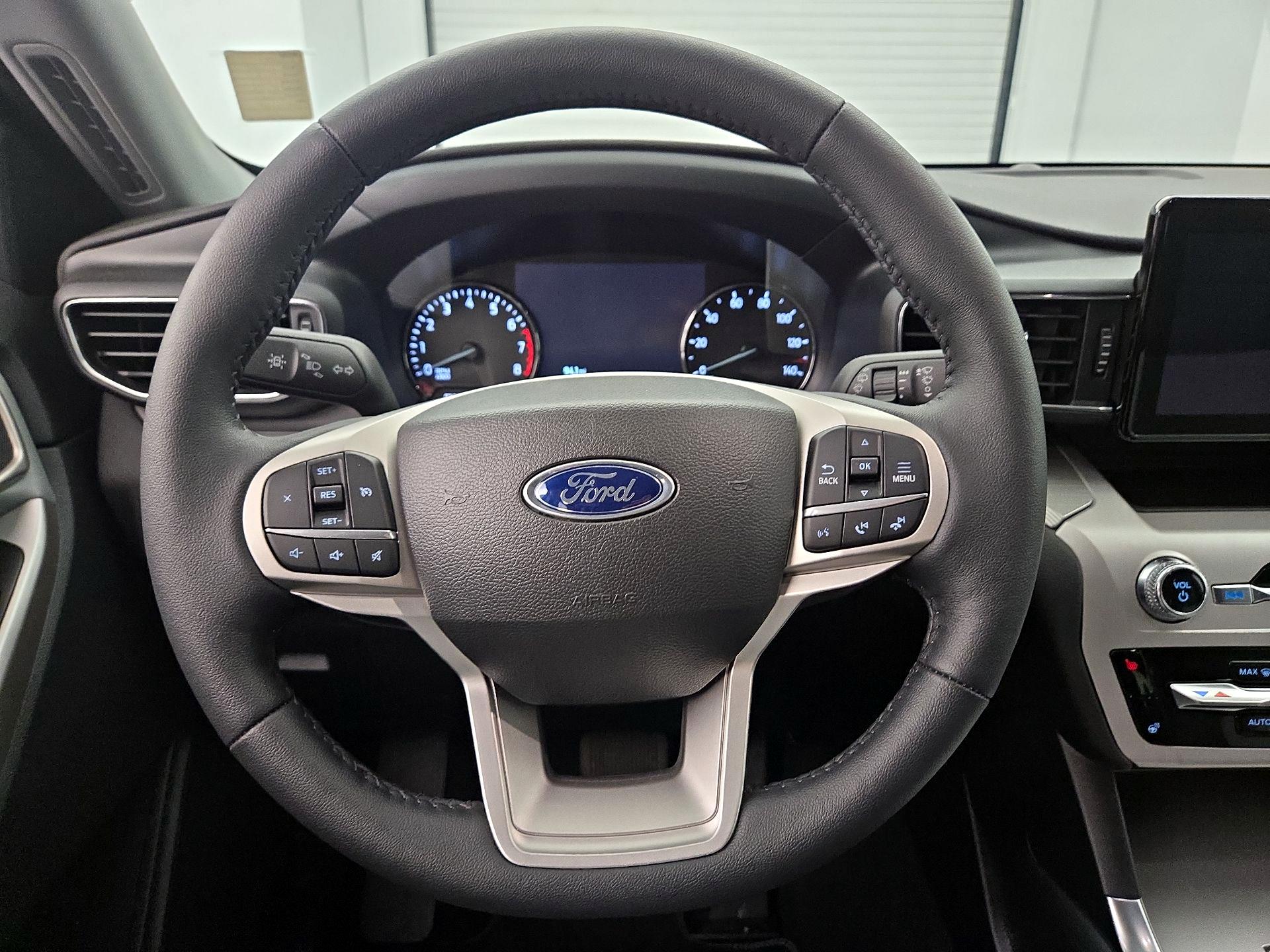 Thumbnail: 2024 Ford Explorer - 10