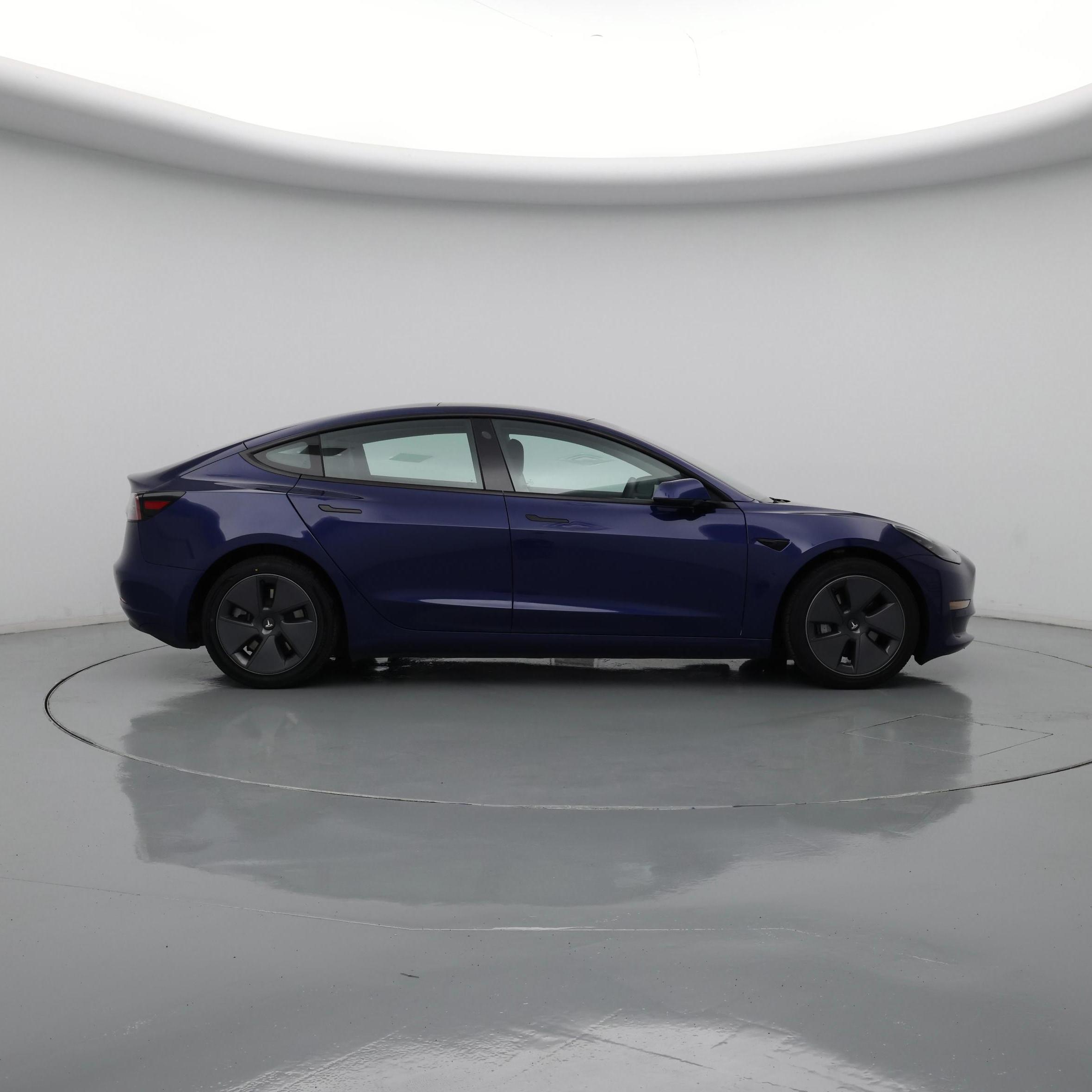 Thumbnail: 2022 Tesla Model 3 - 7