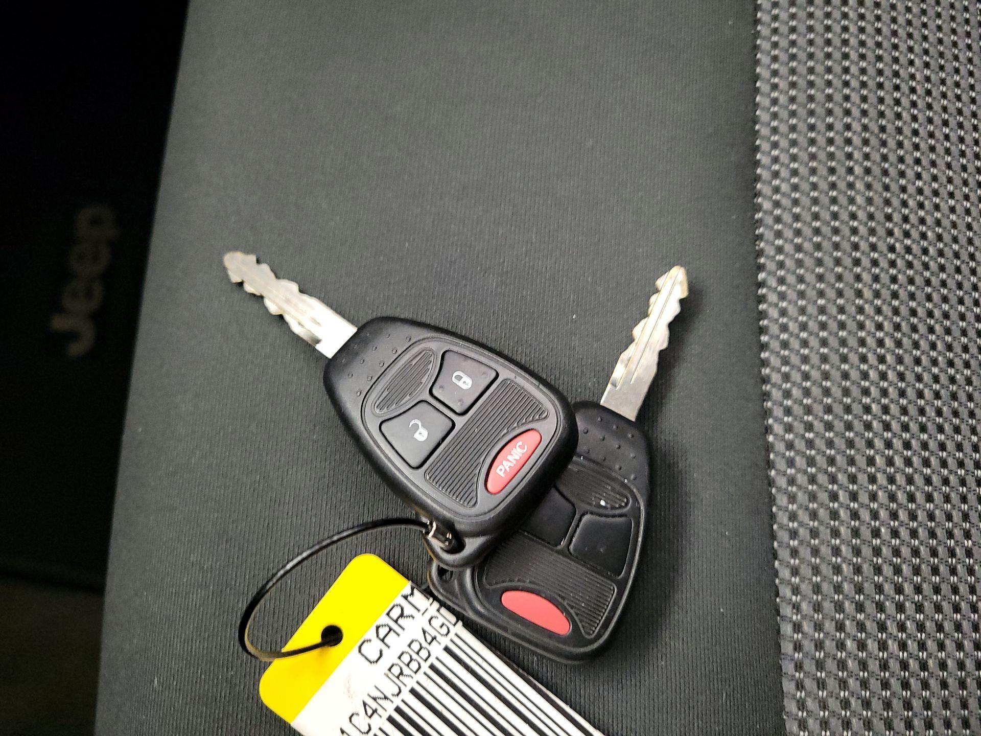 Thumbnail: 2016 Jeep Patriot - 19