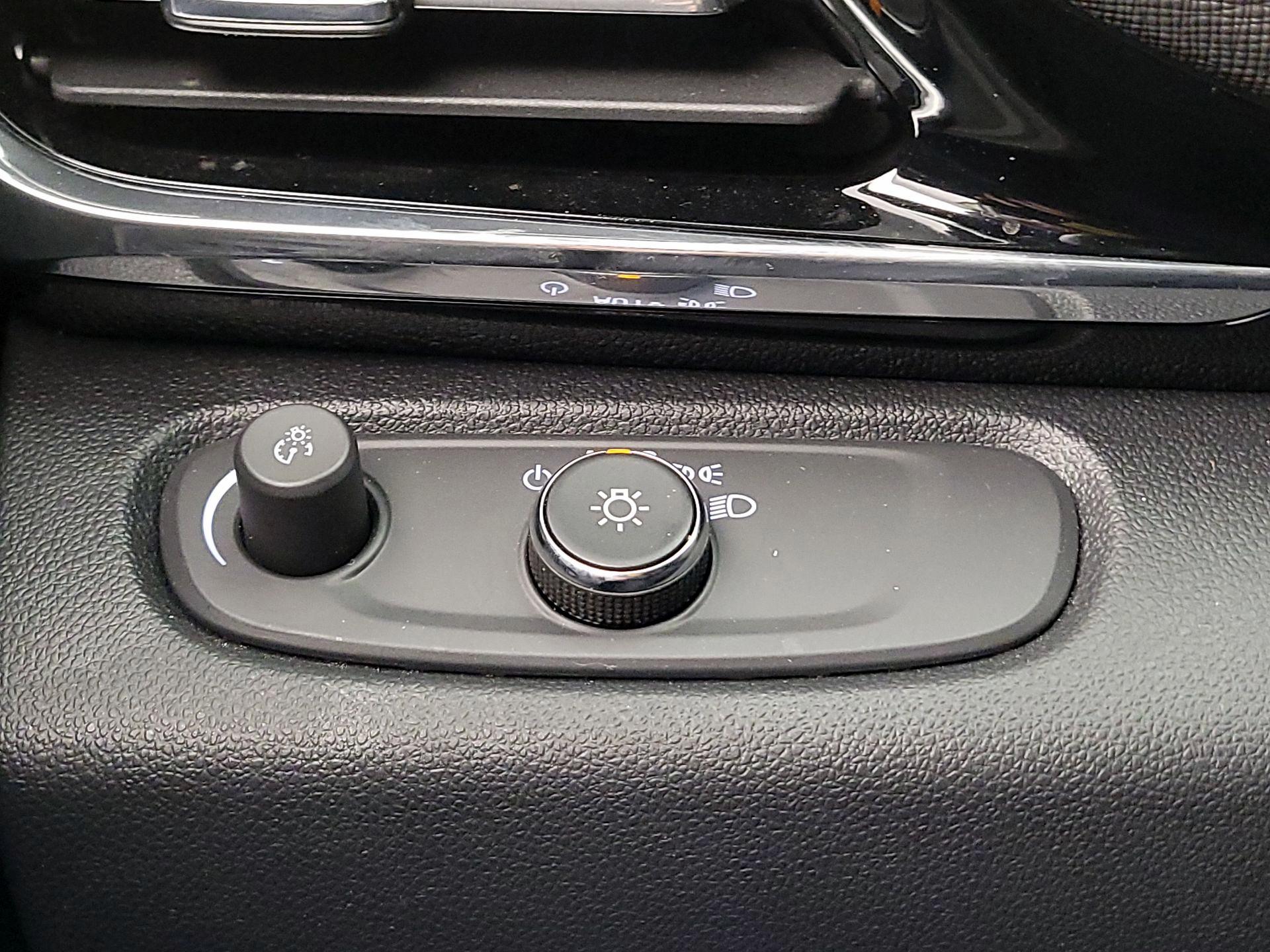 Thumbnail: 2025 Buick Envista - 13