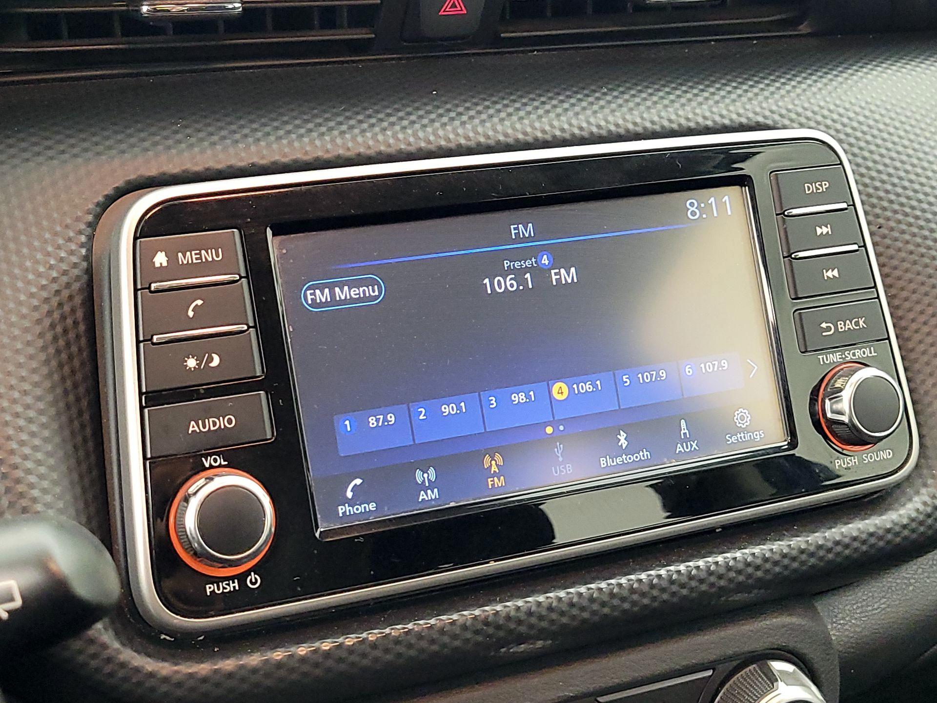 Thumbnail: 2022 Nissan Kicks - 15