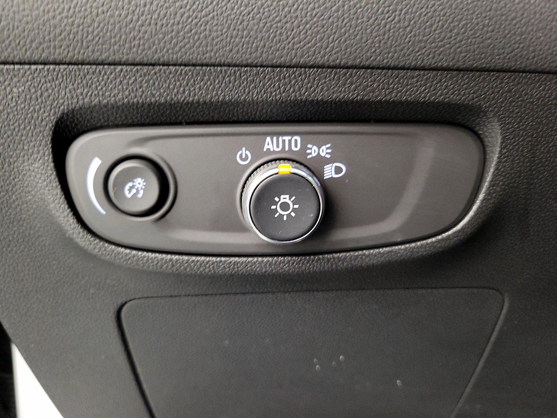 Thumbnail: 2025 Buick Encore GX - 13