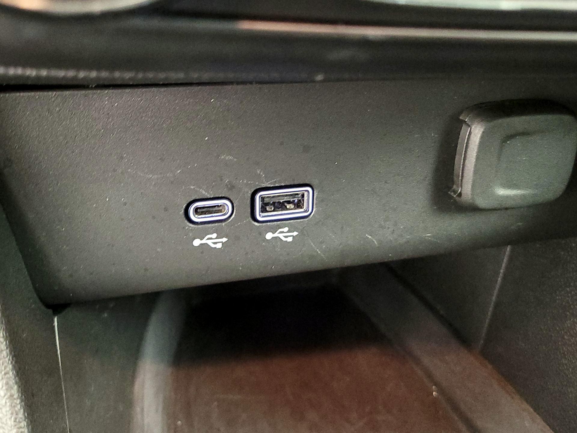 Thumbnail: 2025 Buick Encore GX - 18