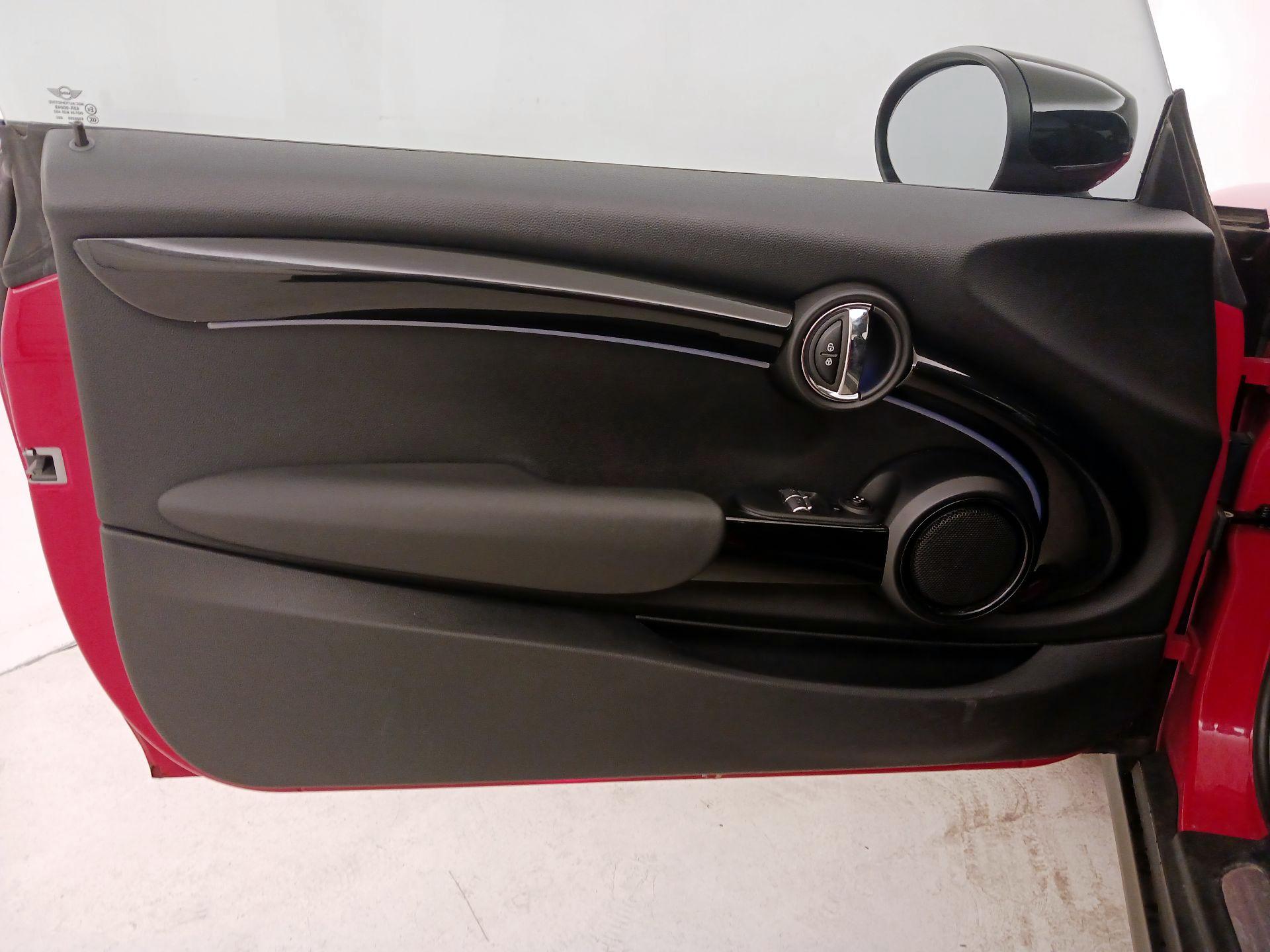 Thumbnail: 2022 MINI Cooper Hardtop - 12