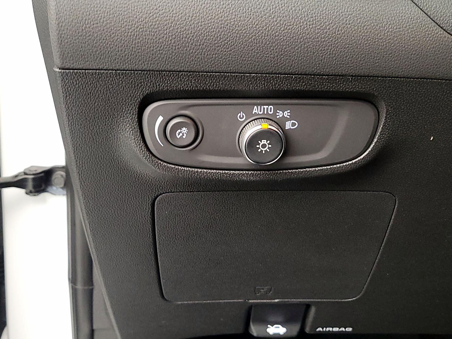 Thumbnail: 2025 Buick Encore GX - 13