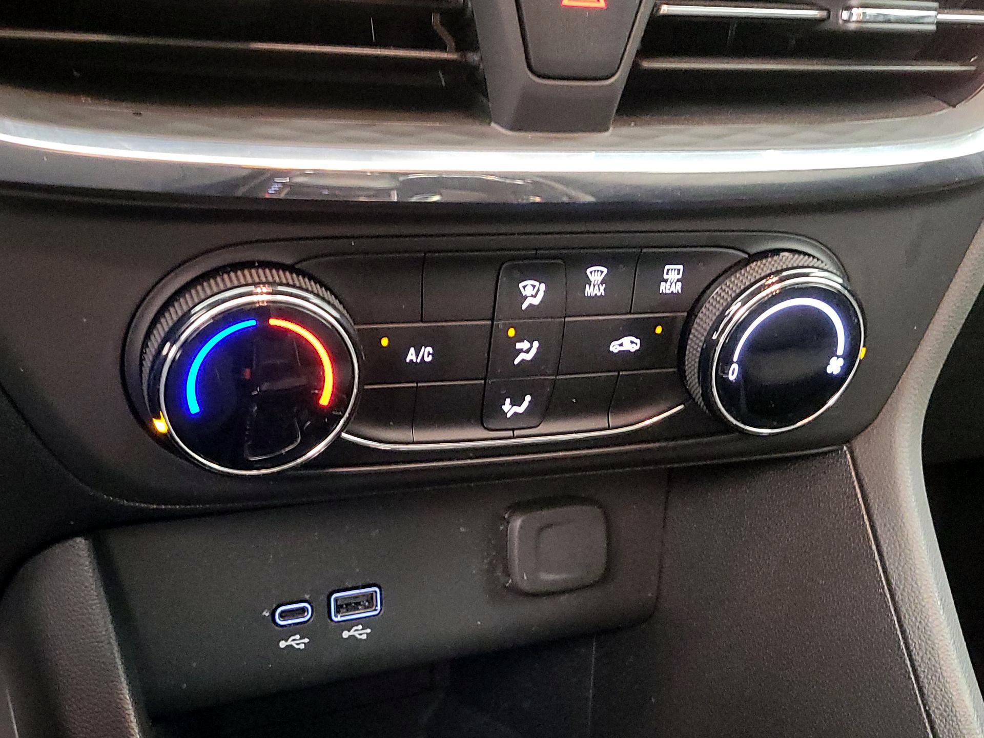 Thumbnail: 2025 Buick Encore GX - 16