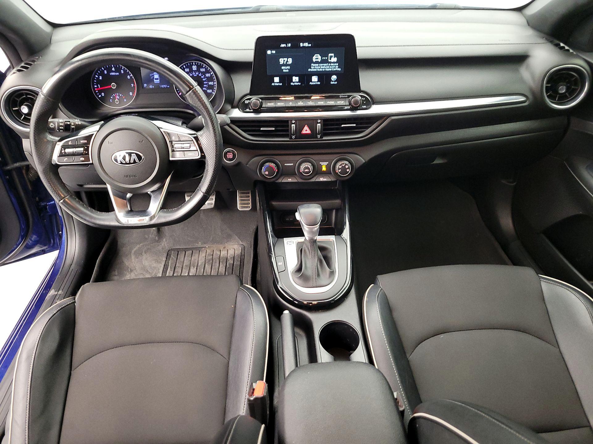 Thumbnail: 2020 Kia Forte - 9