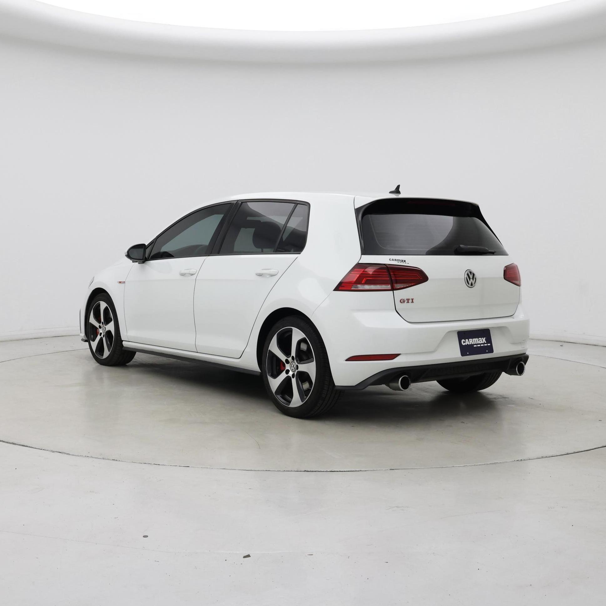 Thumbnail: 2019 Volkswagen Golf - 2