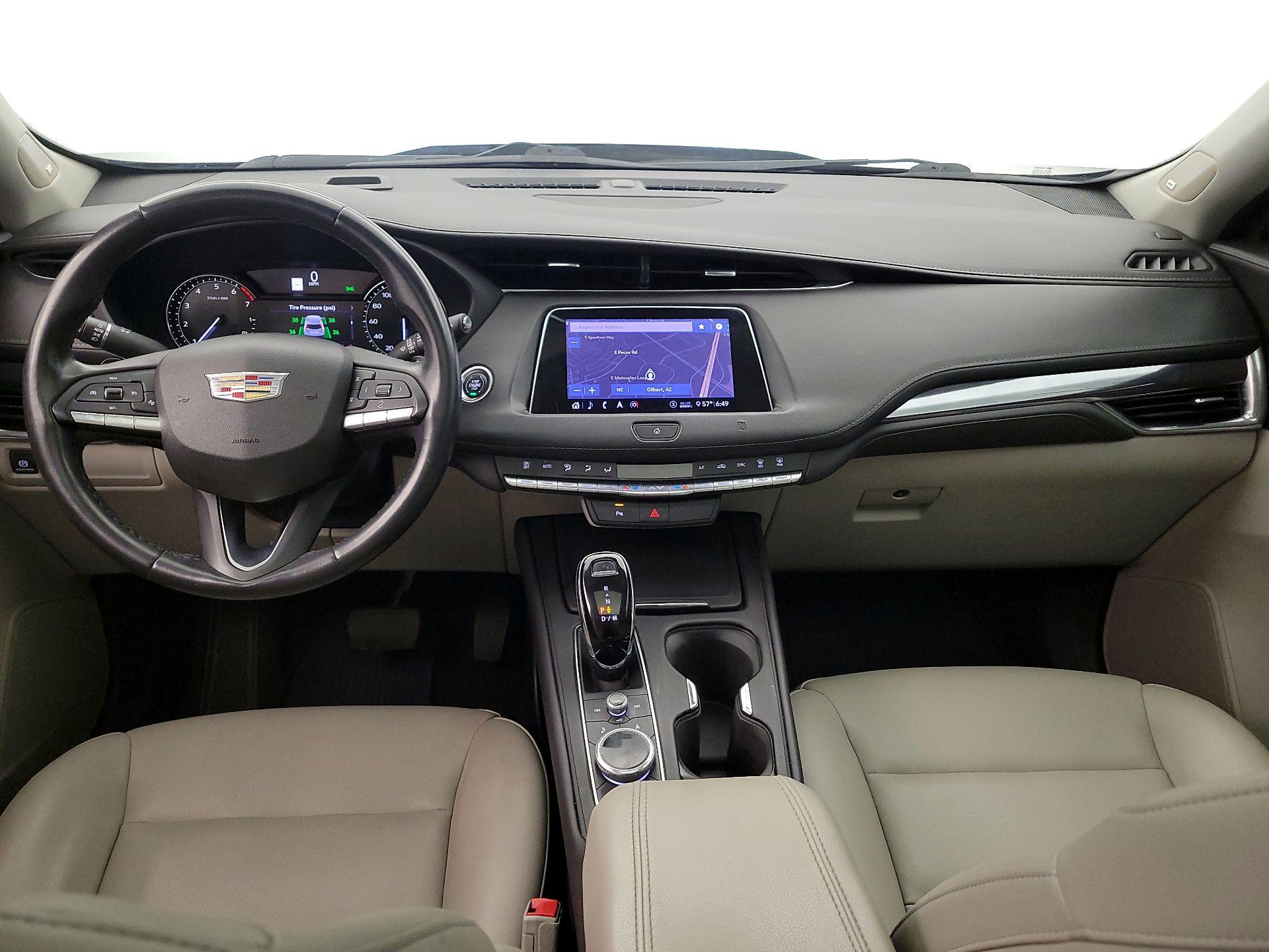 Thumbnail: 2020 Cadillac XT4 - 9