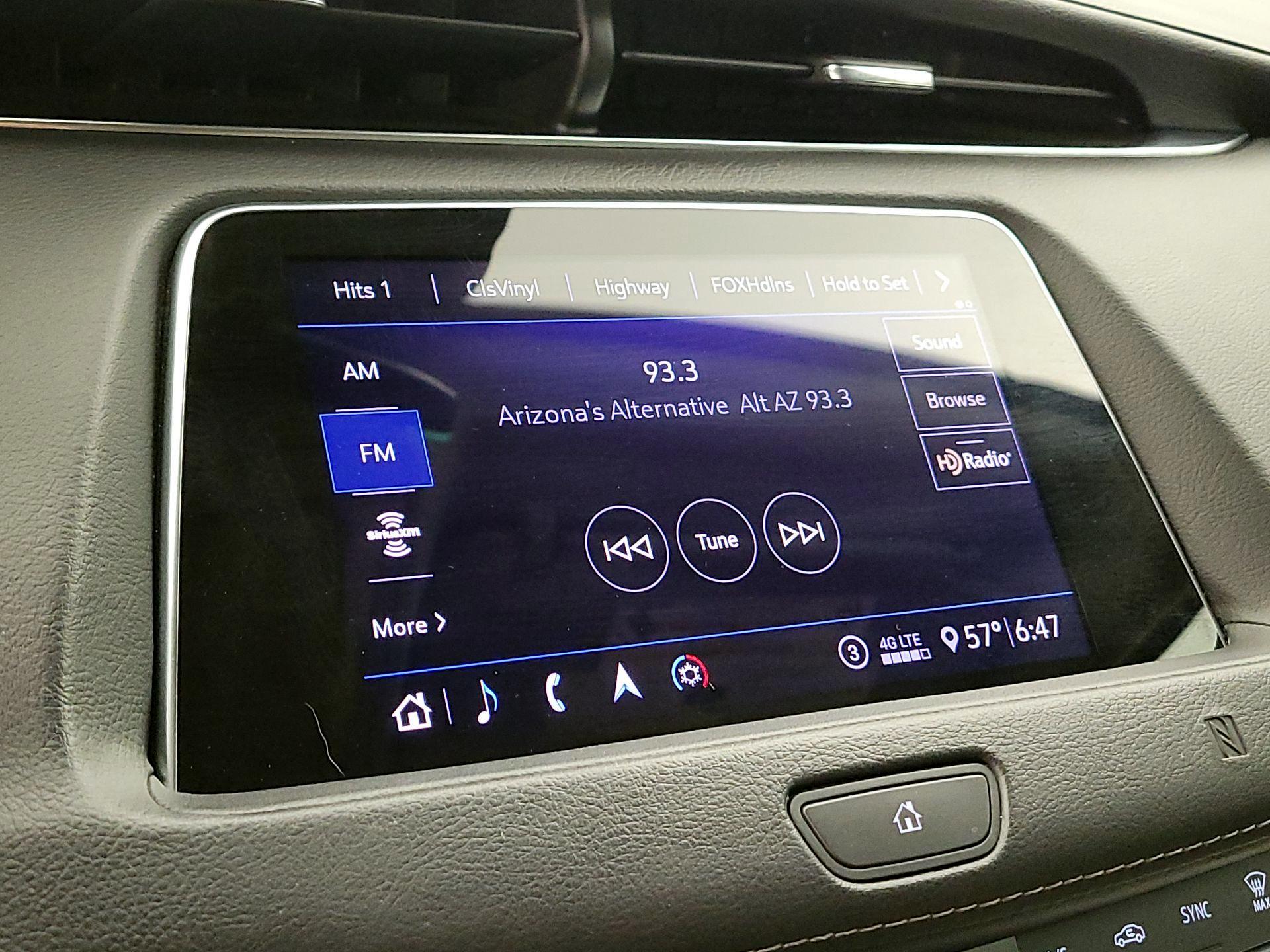 Thumbnail: 2020 Cadillac XT4 - 16