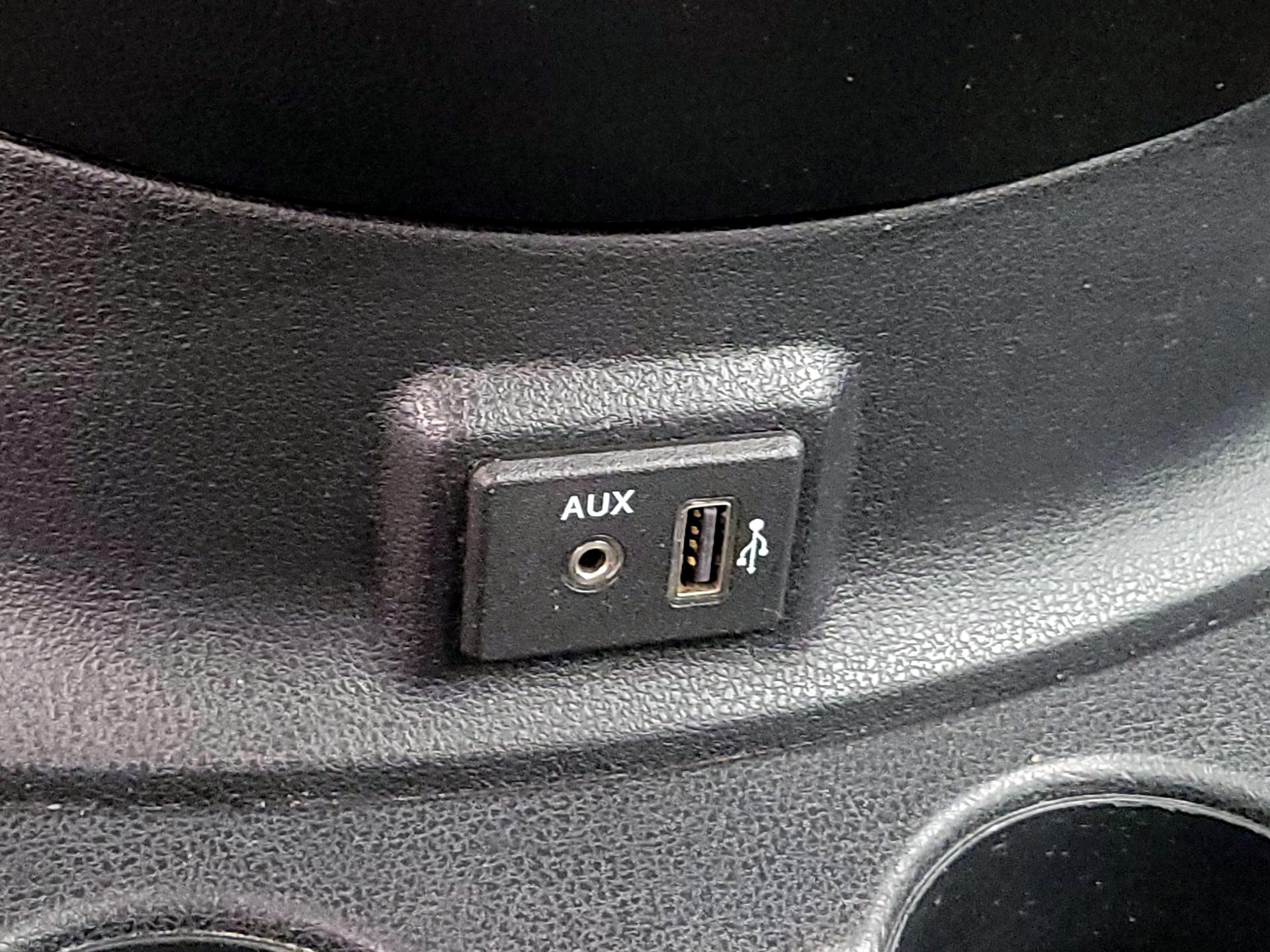 Thumbnail: 2018 Nissan Versa - 17