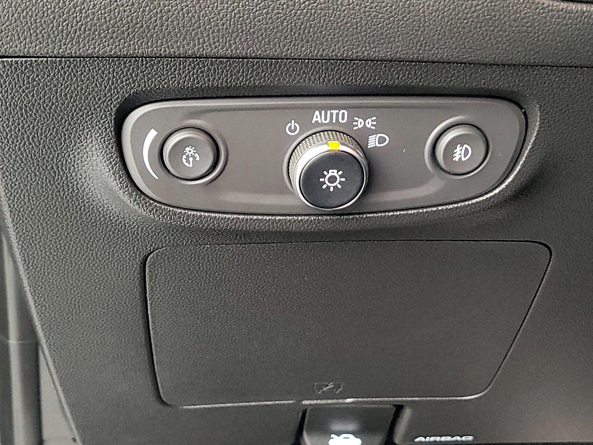 Thumbnail: 2023 Buick Encore GX - 13