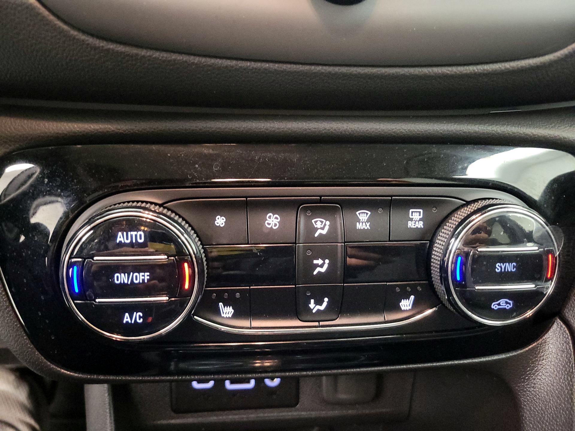 Thumbnail: 2023 Buick Encore GX - 16