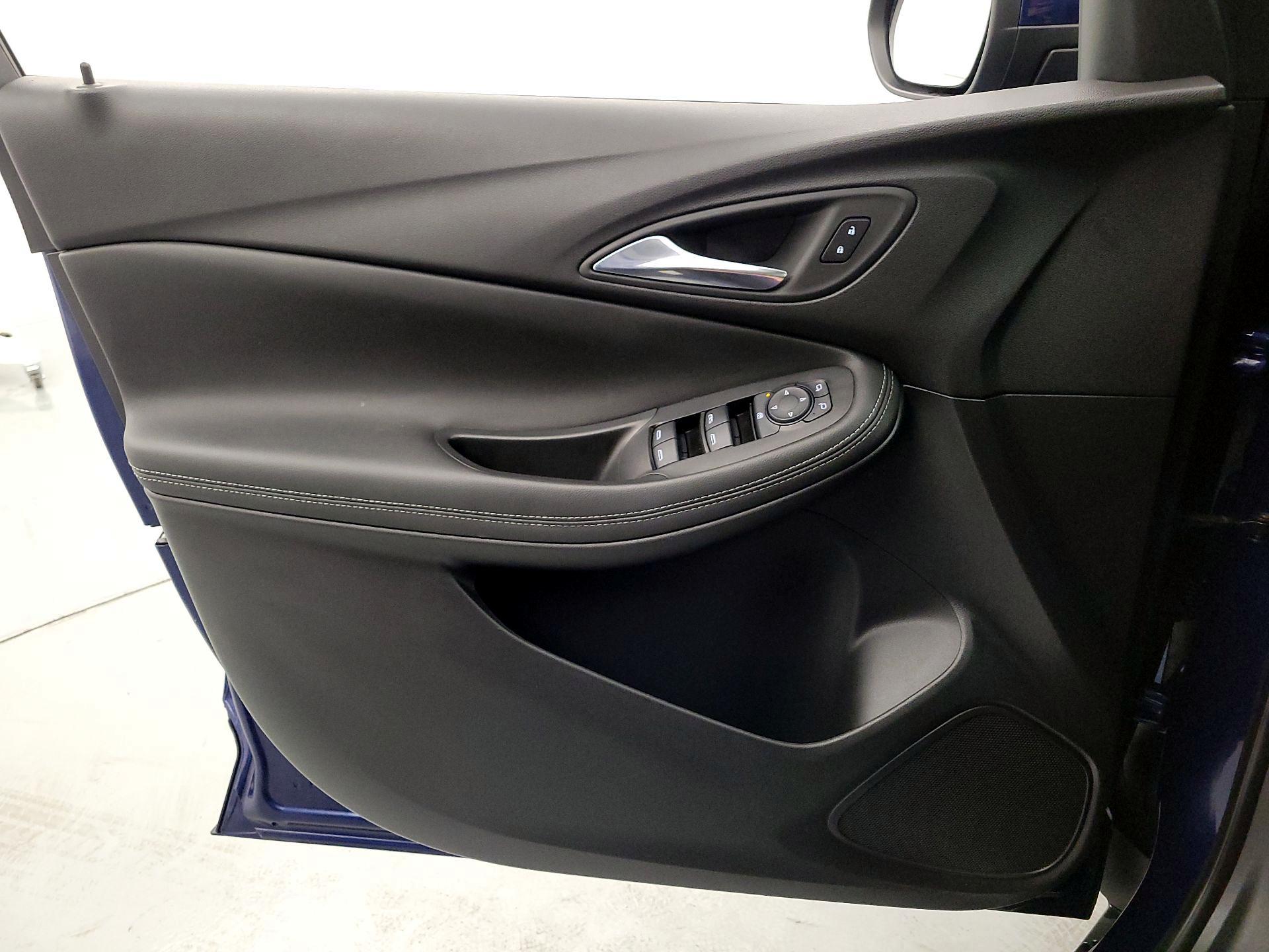 Thumbnail: 2023 Buick Encore GX - 12