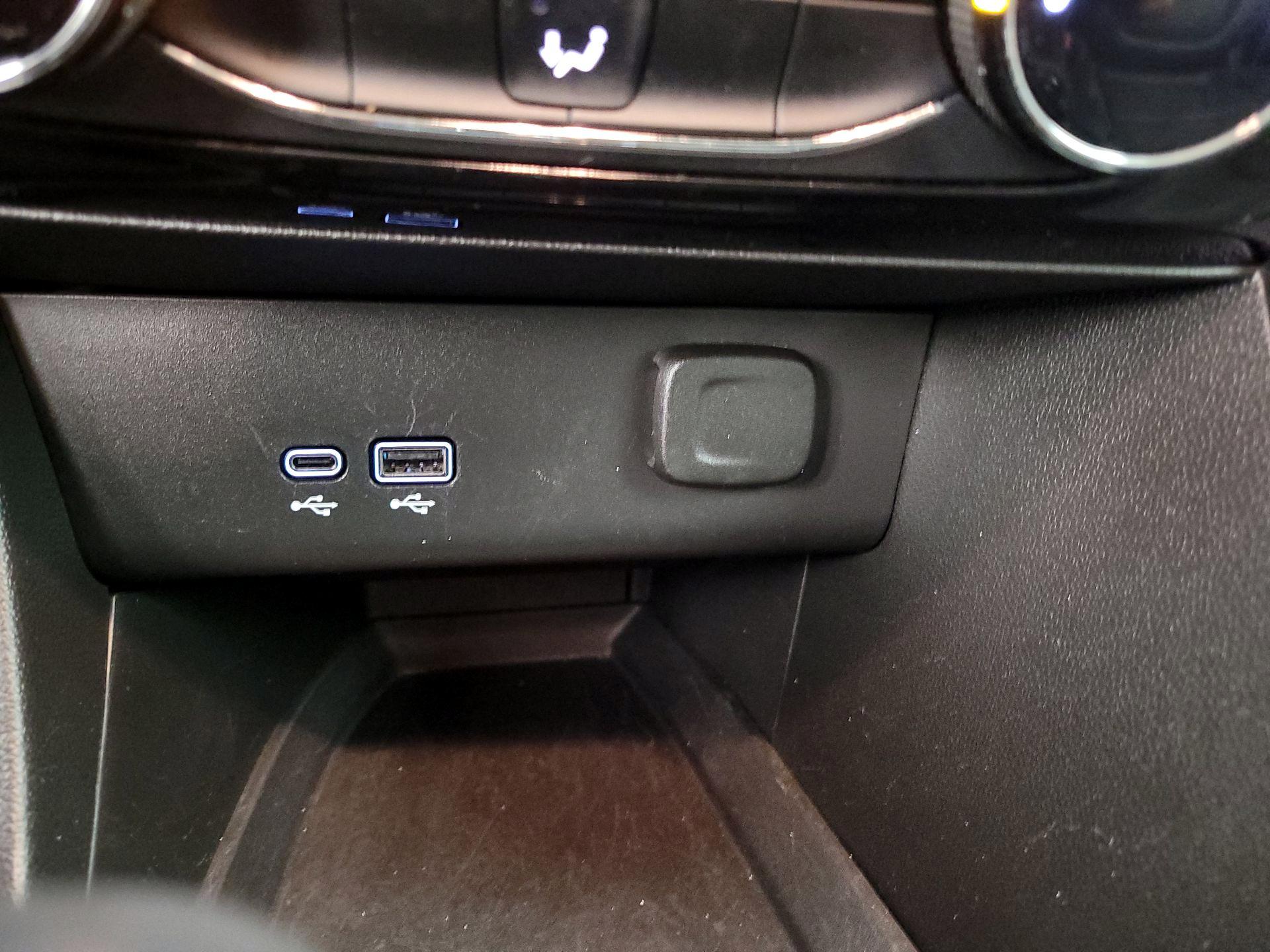 Thumbnail: 2024 Buick Encore GX - 18