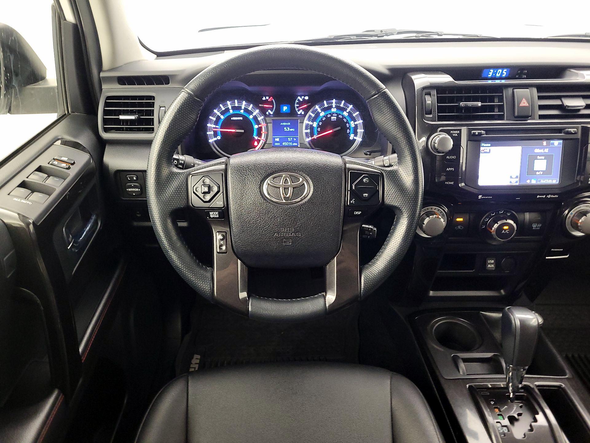 Thumbnail: 2016 Toyota 4Runner - 10