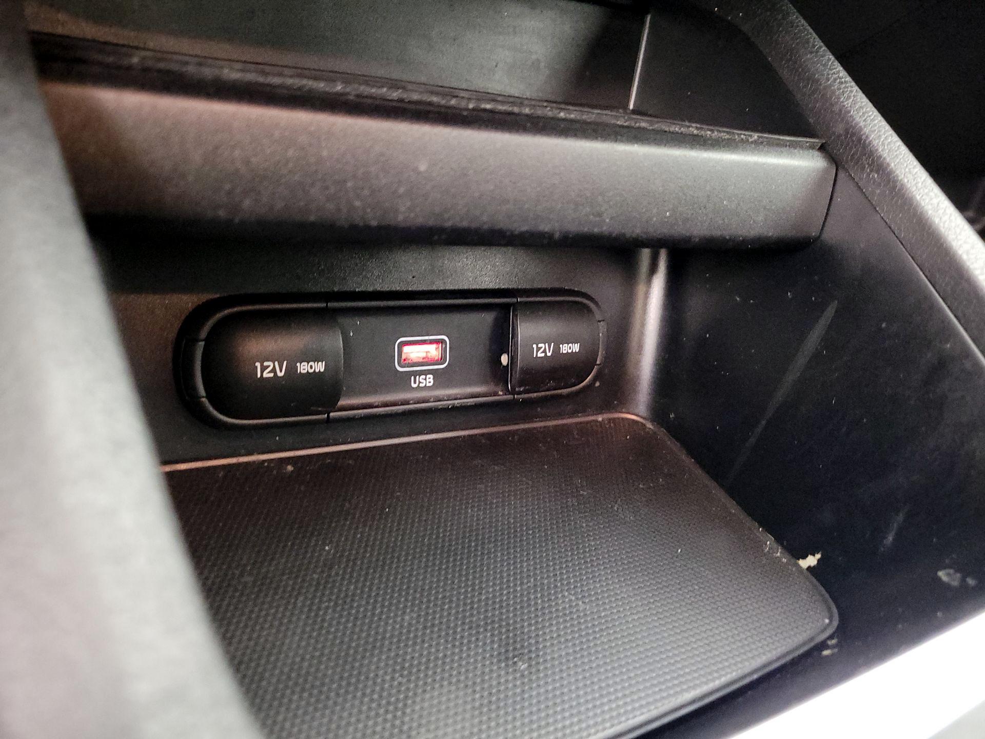 Thumbnail: 2023 Kia Forte - 18