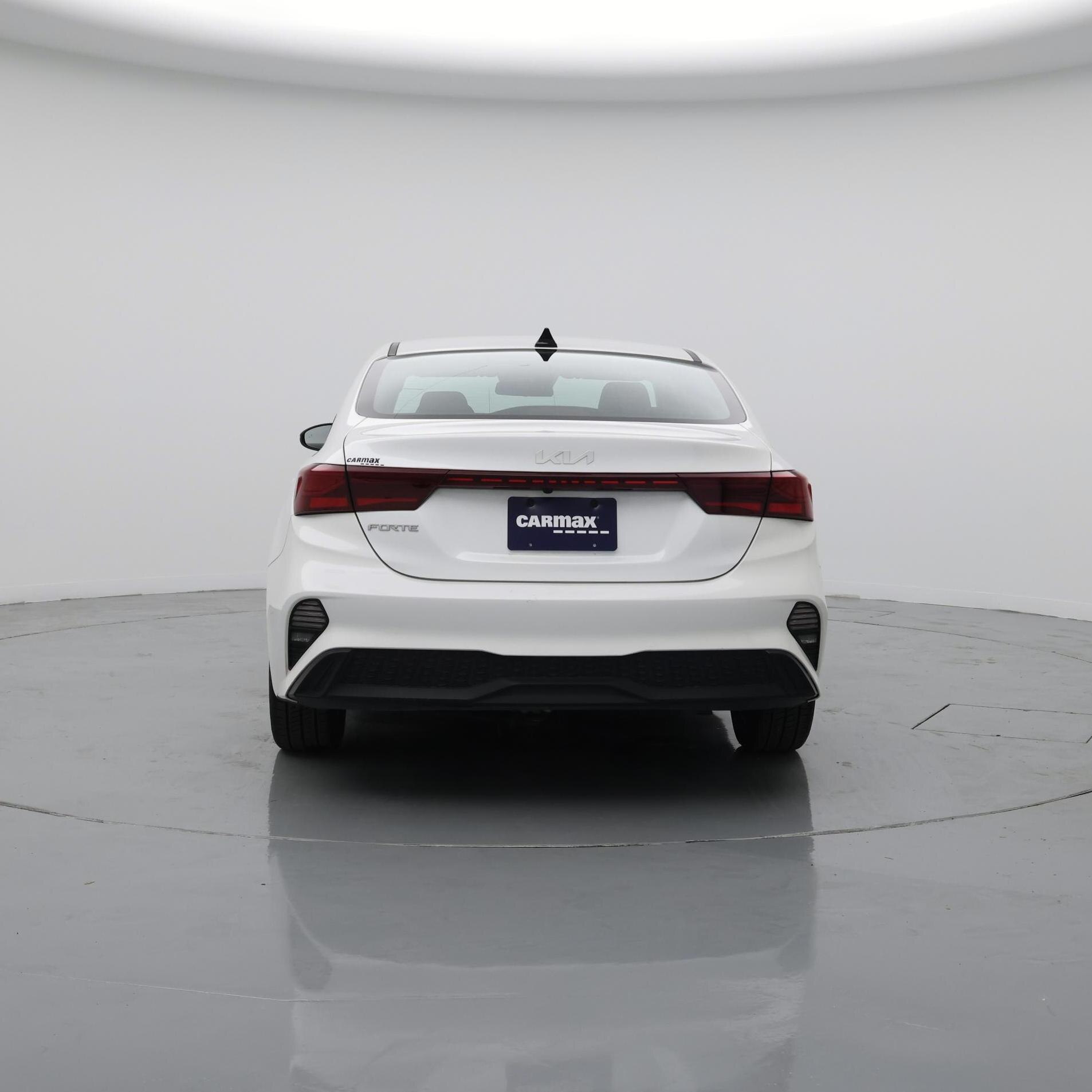 Thumbnail: 2023 Kia Forte - 6