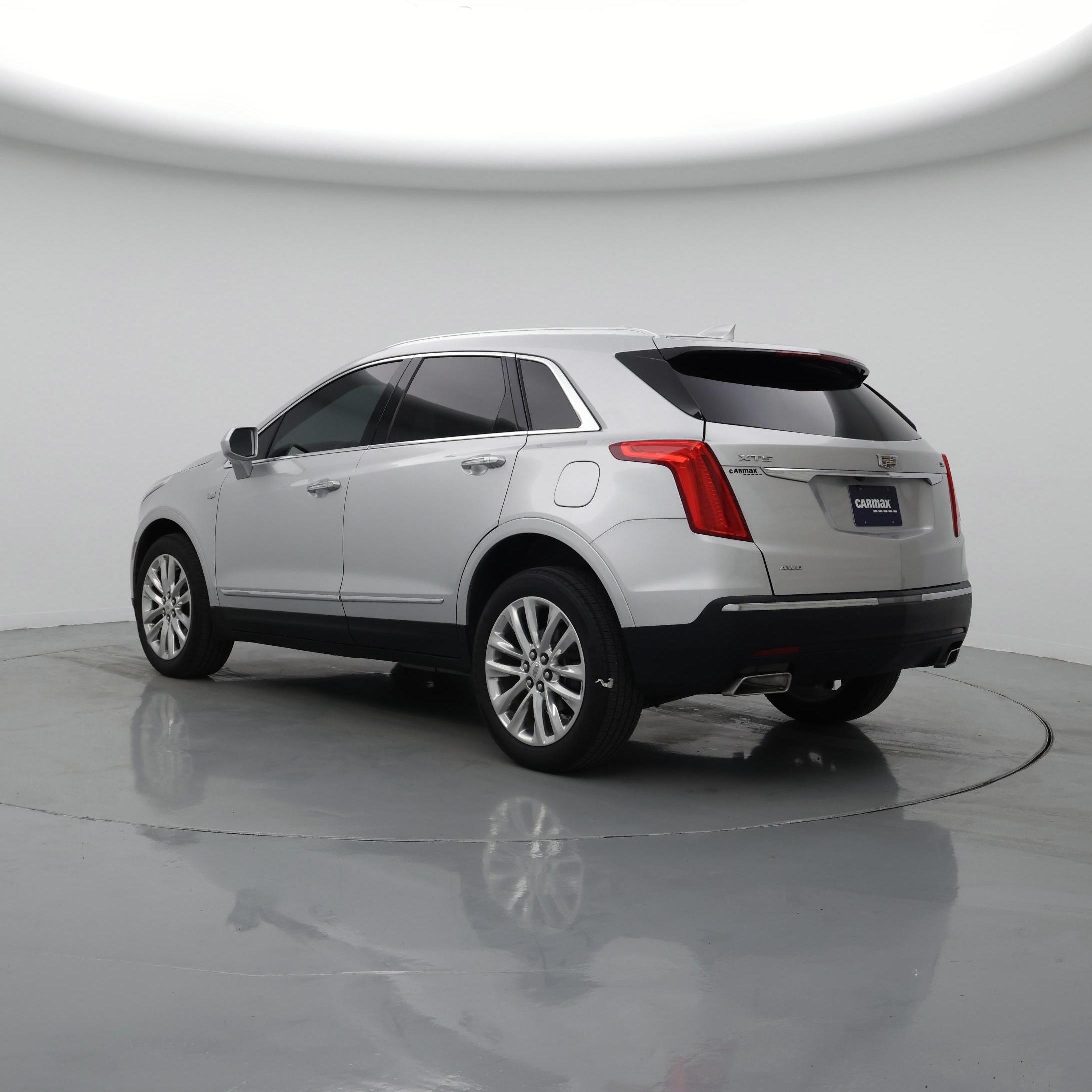 Thumbnail: 2019 Cadillac XT5 - 2