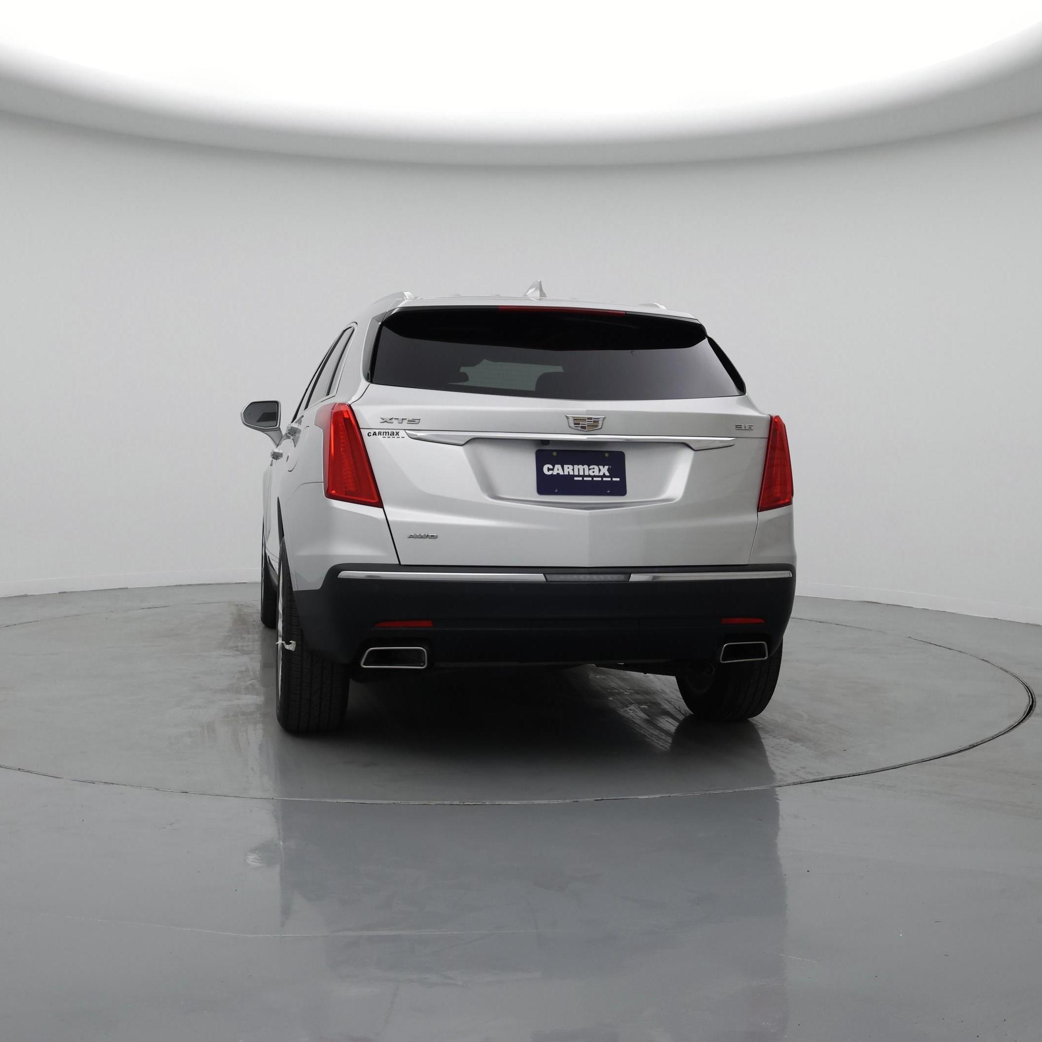 Thumbnail: 2019 Cadillac XT5 - 6