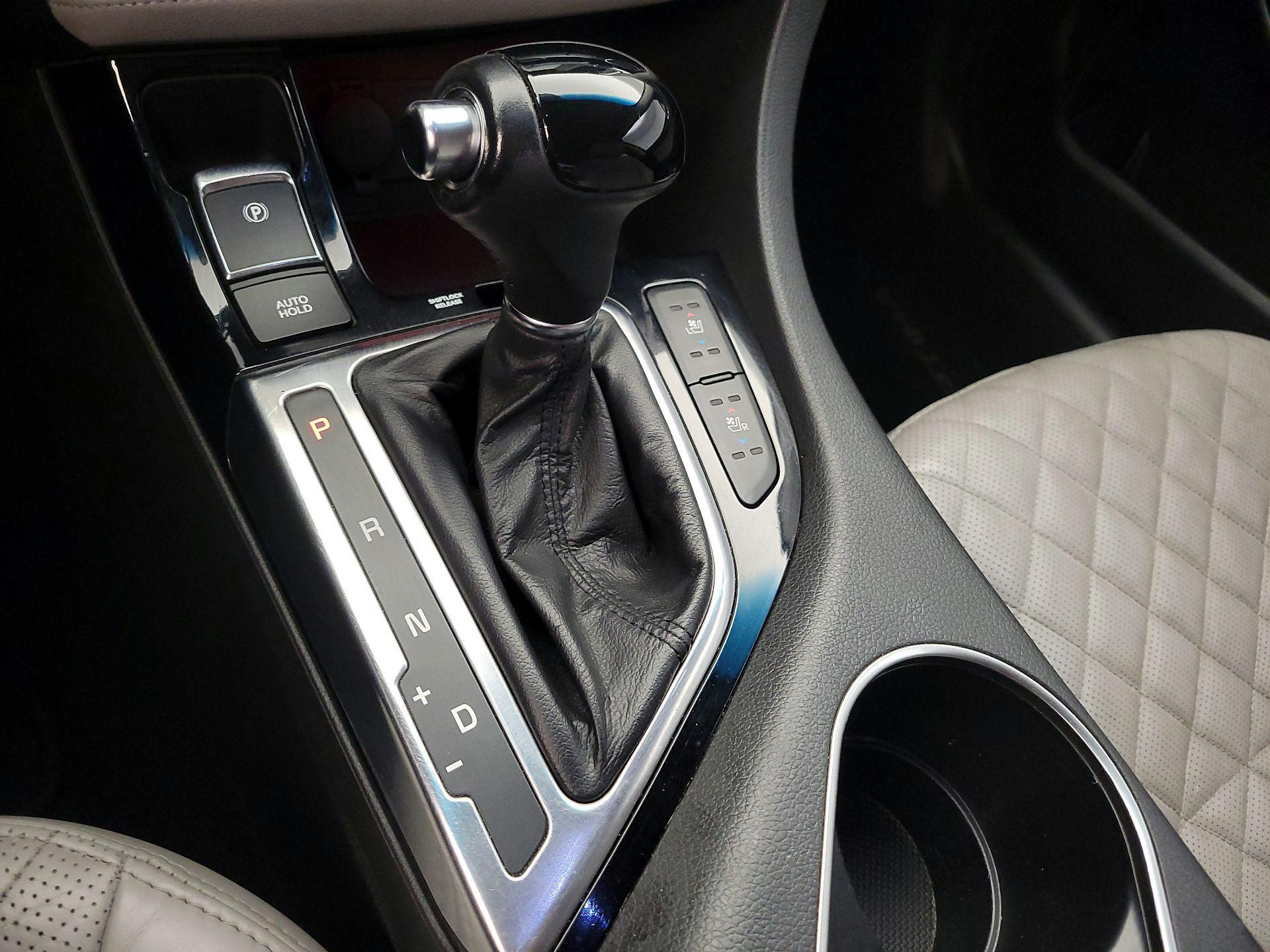 Thumbnail: 2014 Kia Optima - 18