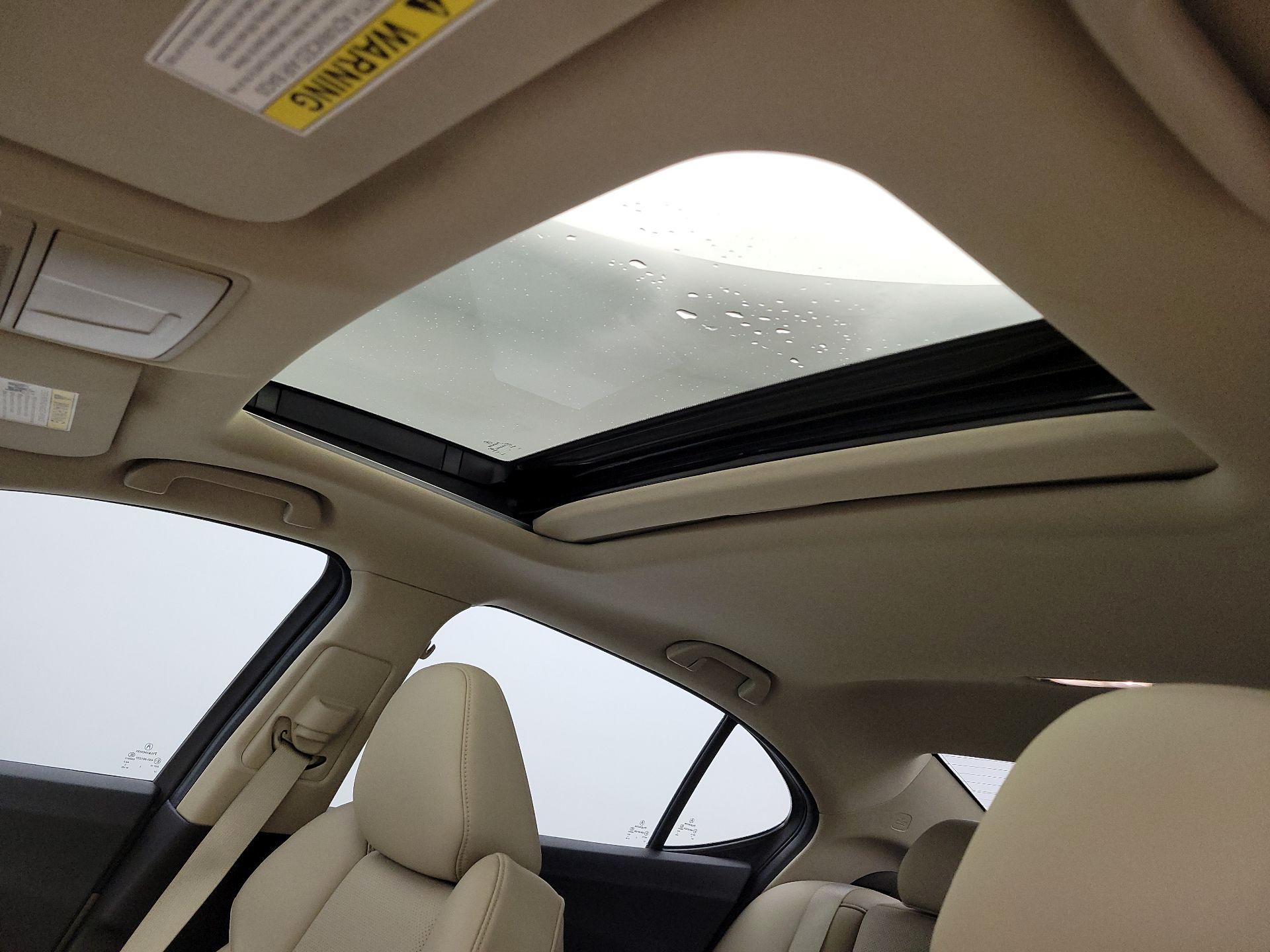 Thumbnail: 2018 Acura TLX - 19