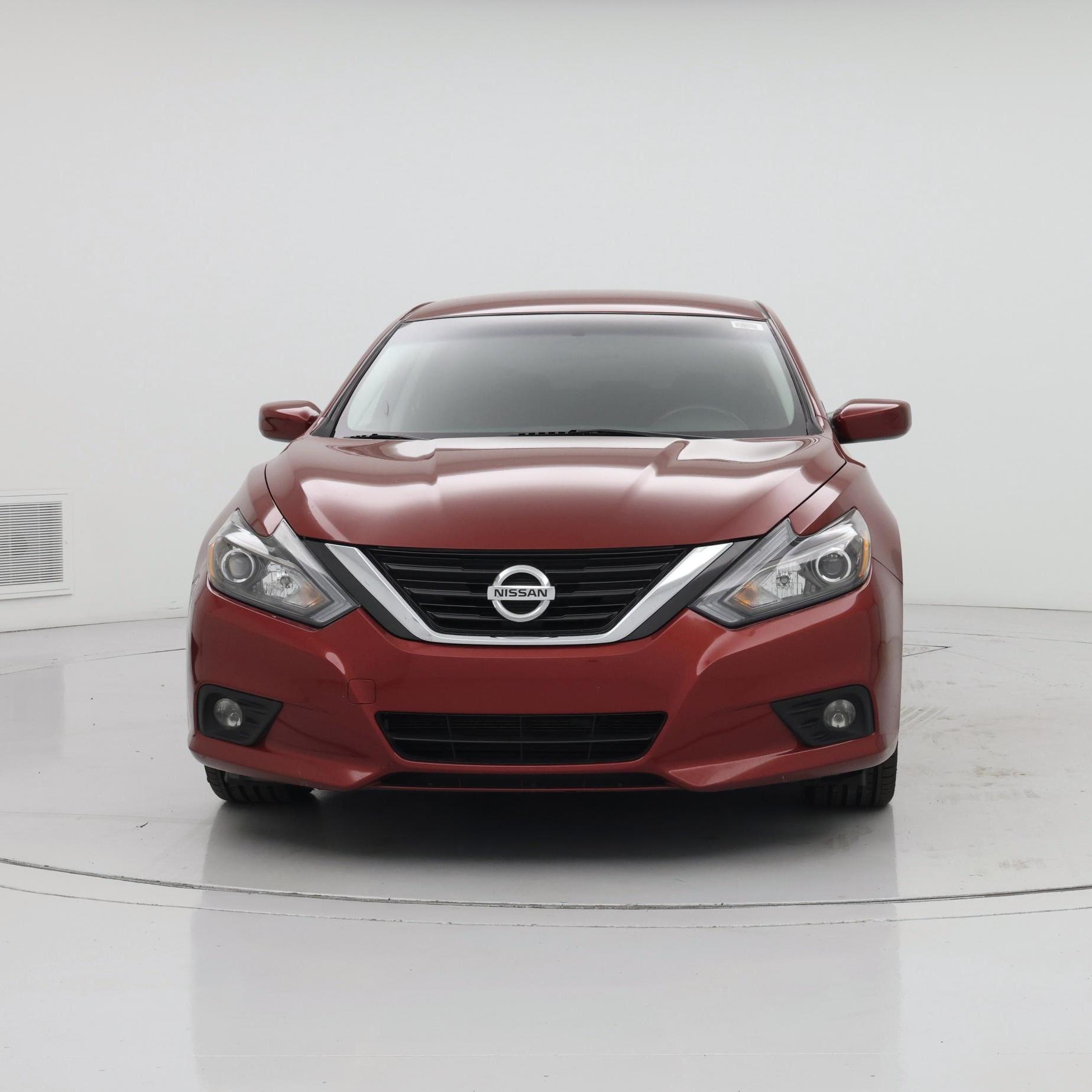 Thumbnail: 2016 Nissan Altima - 5