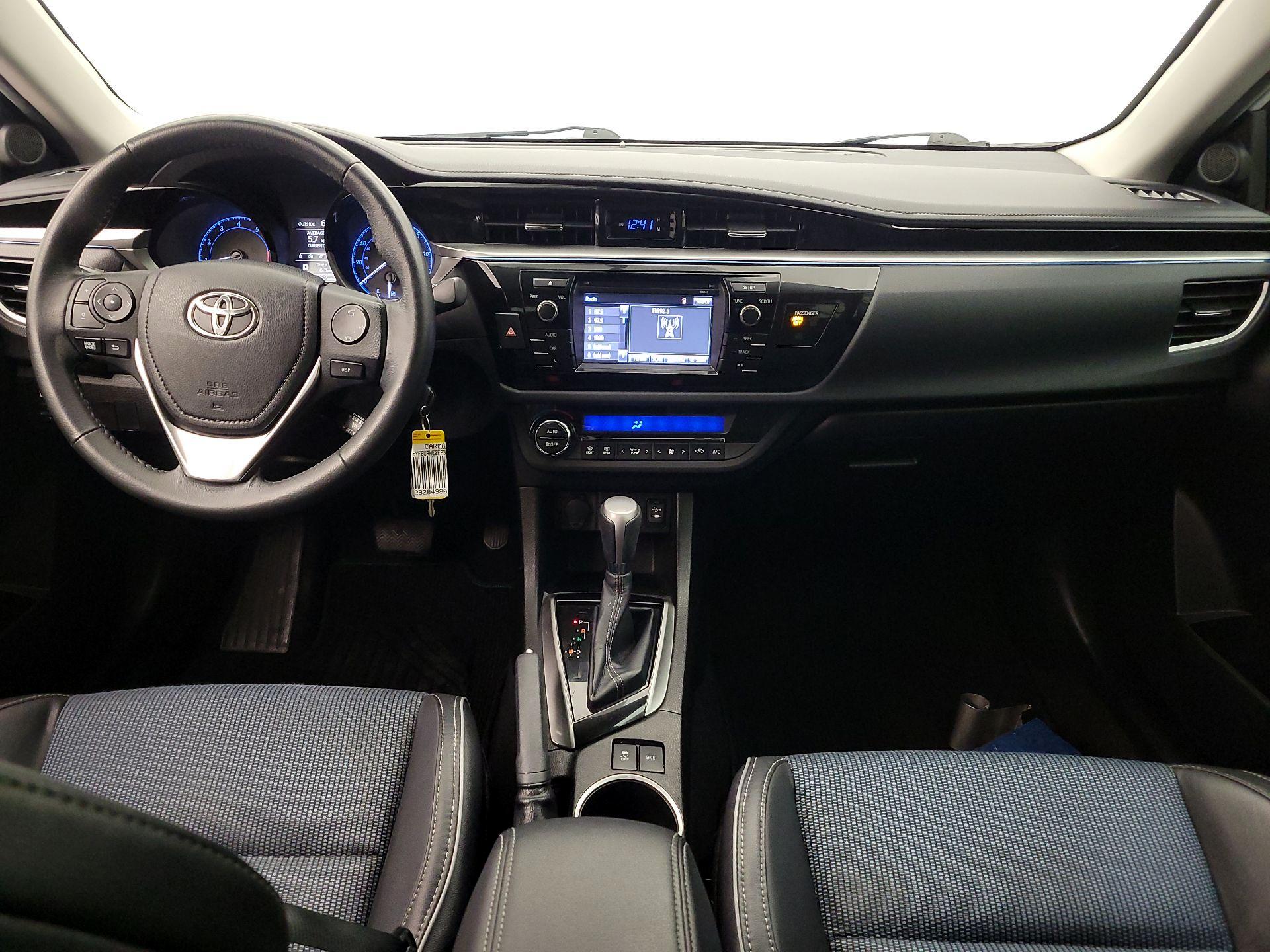 Thumbnail: 2015 Toyota Corolla - 9