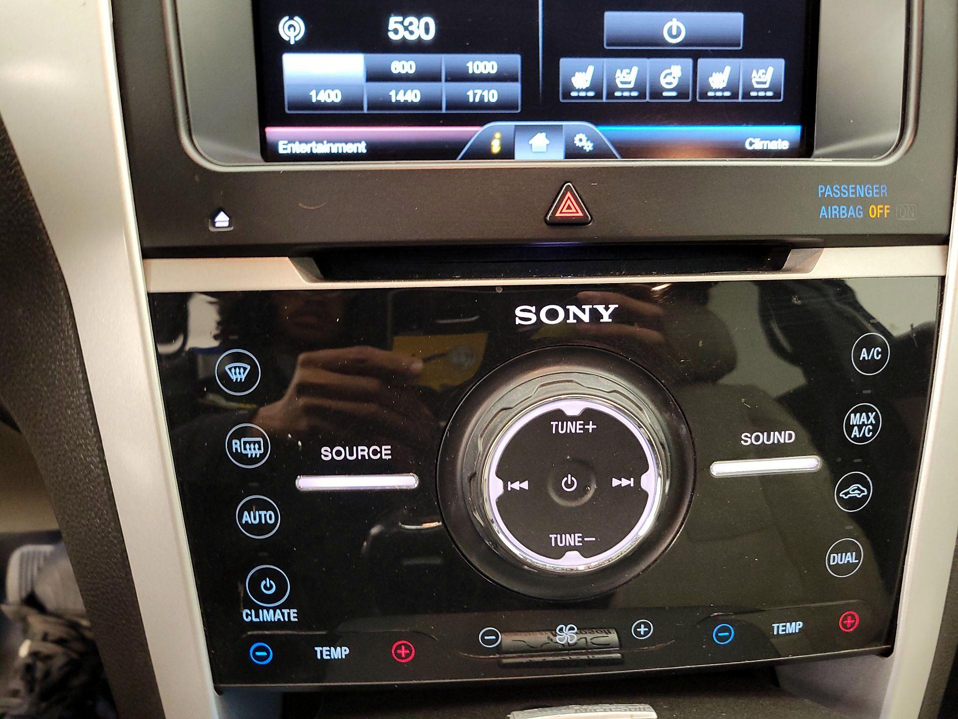 Thumbnail: 2015 Ford Explorer - 16