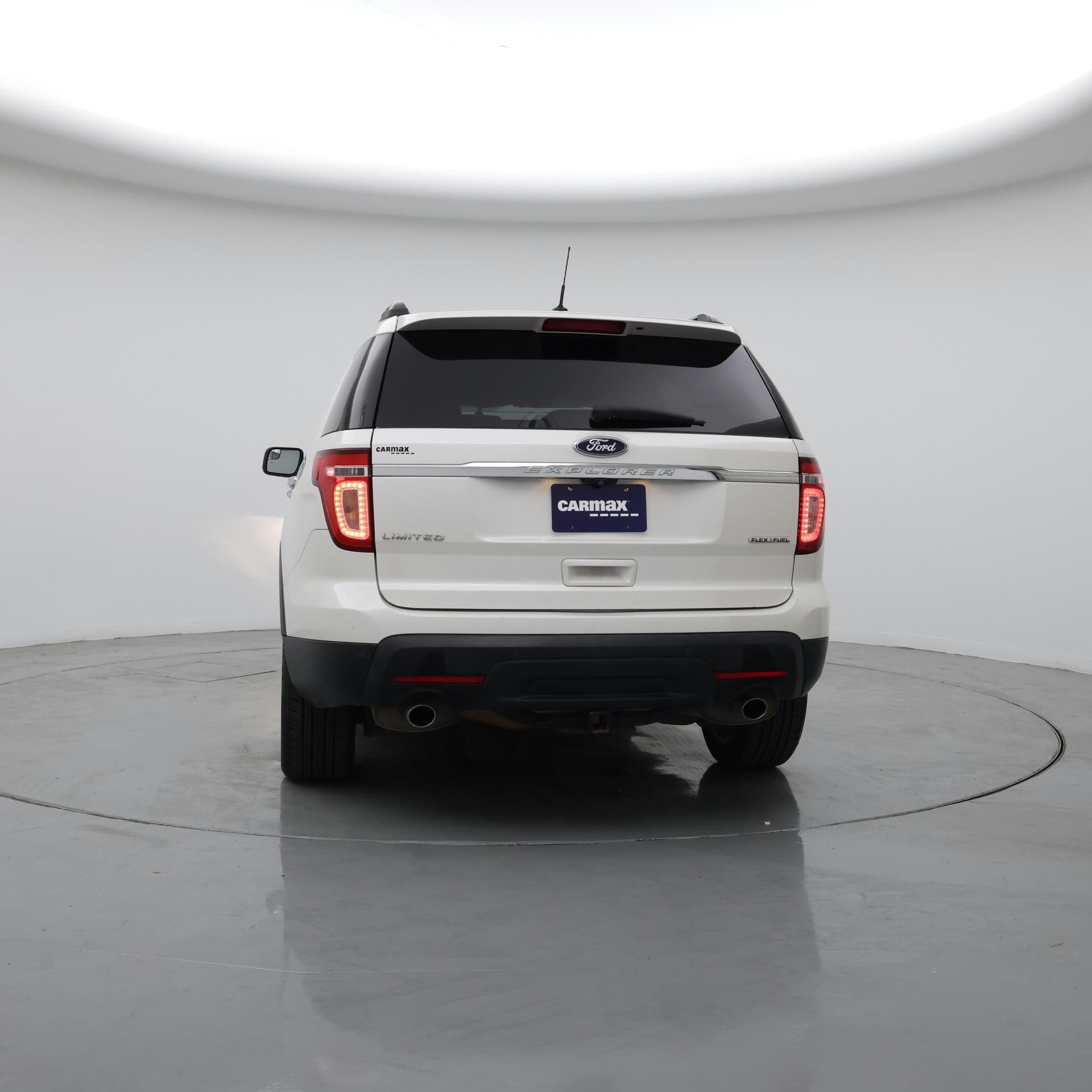 Thumbnail: 2015 Ford Explorer - 6