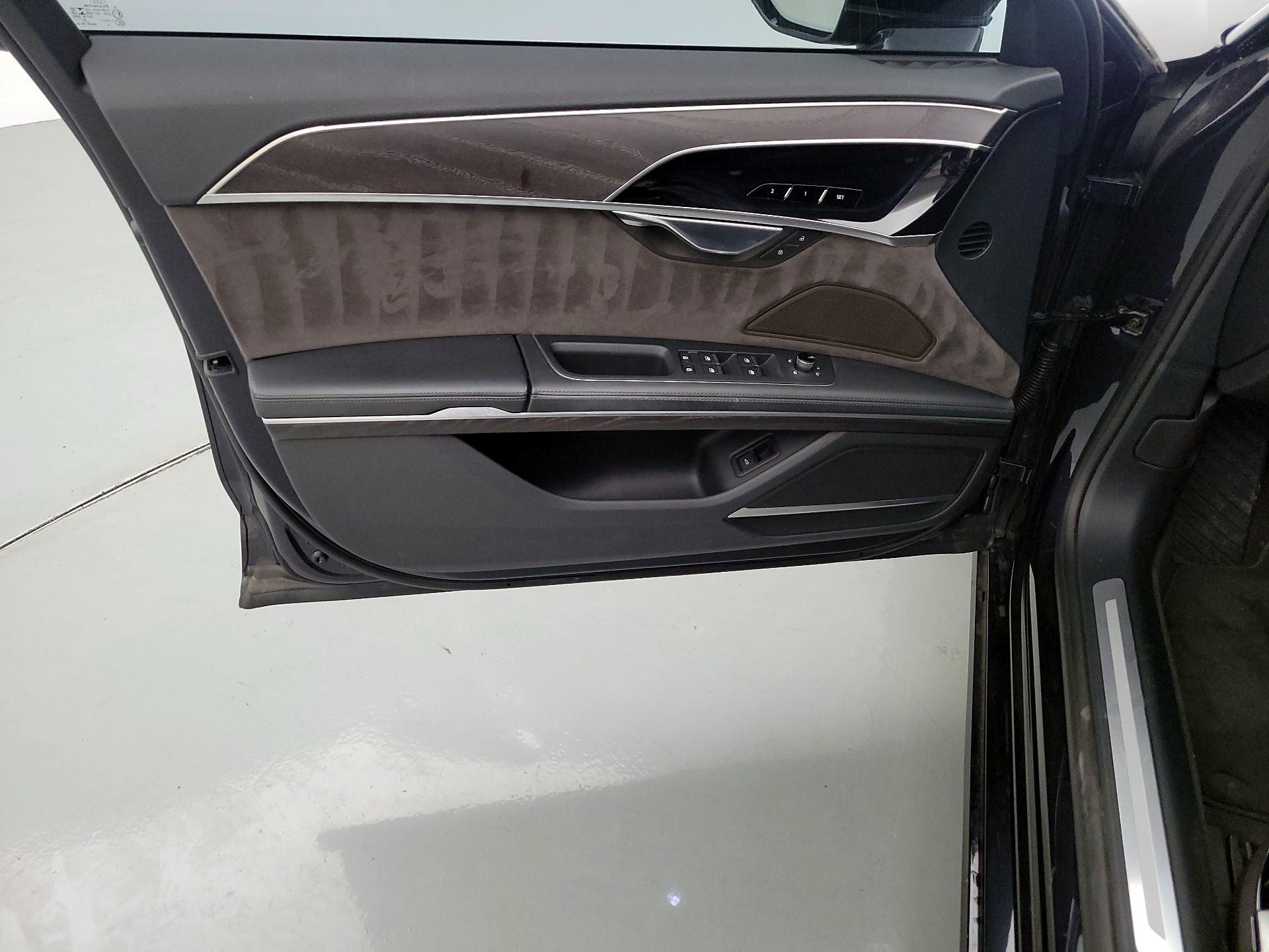 Thumbnail: 2019 Audi A8 - 12