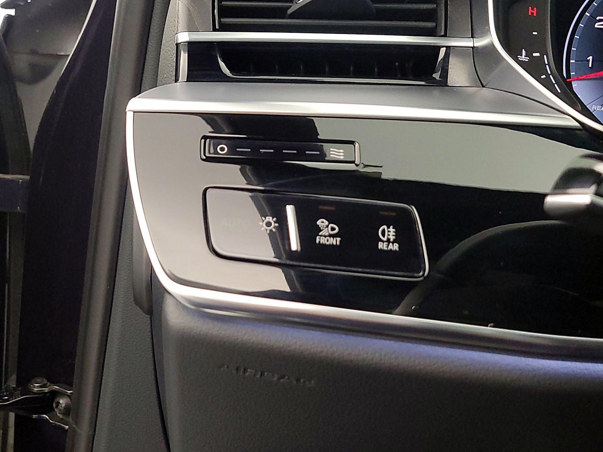 Thumbnail: 2019 Audi A8 - 13