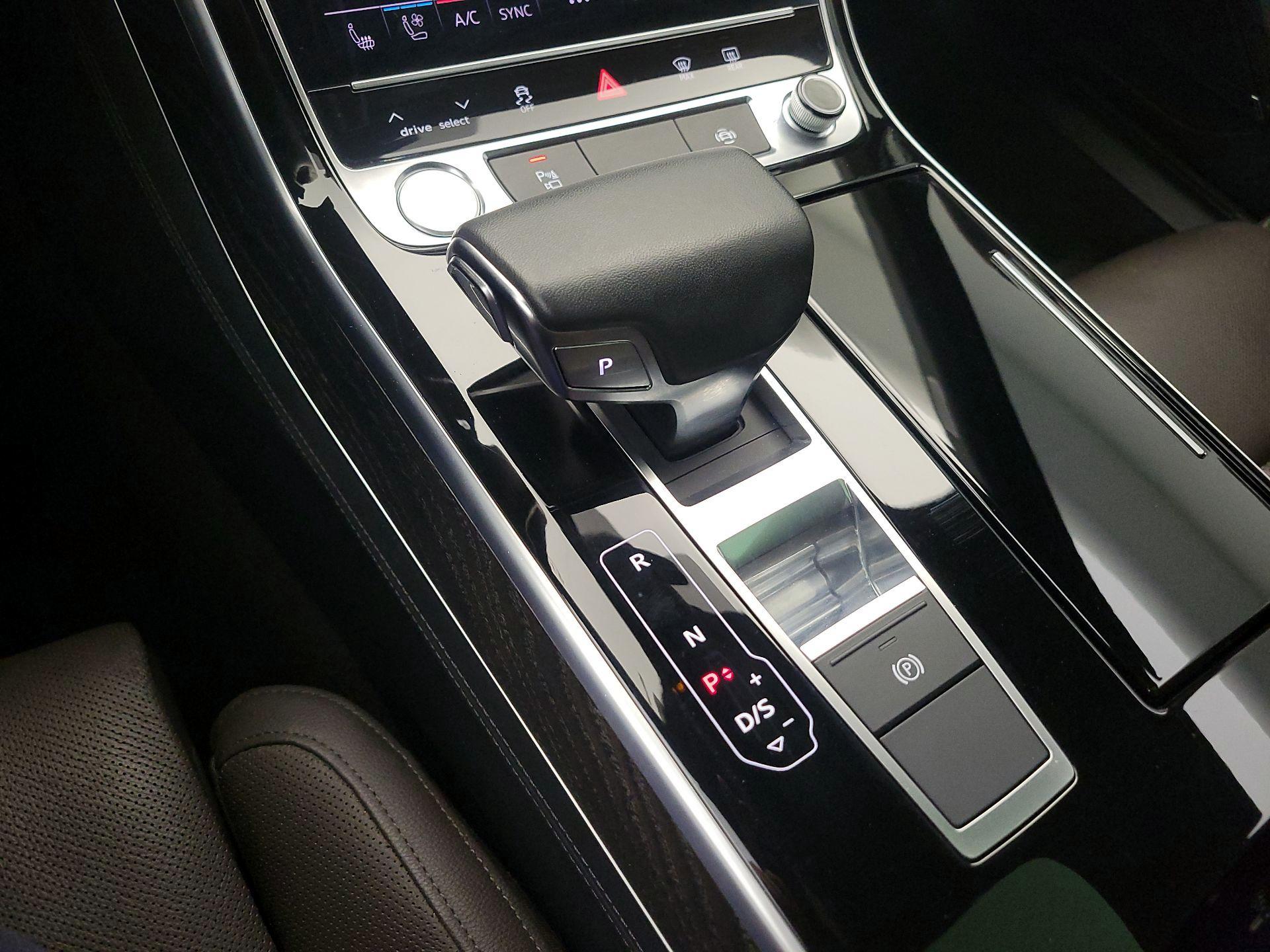 Thumbnail: 2019 Audi A8 - 18