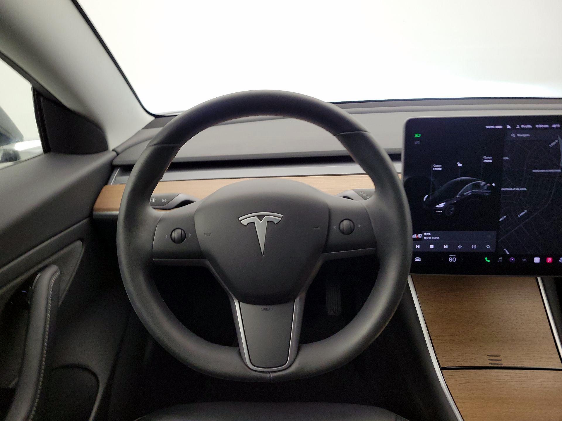 Thumbnail: 2020 Tesla Model 3 - 10