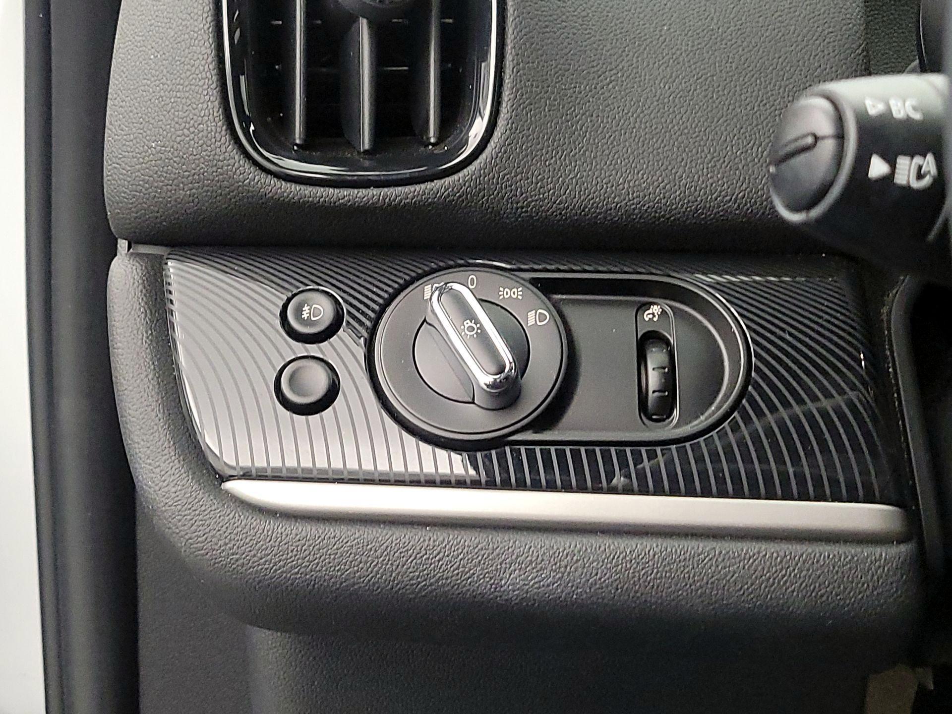 Thumbnail: 2020 MINI Cooper Countryman - 13