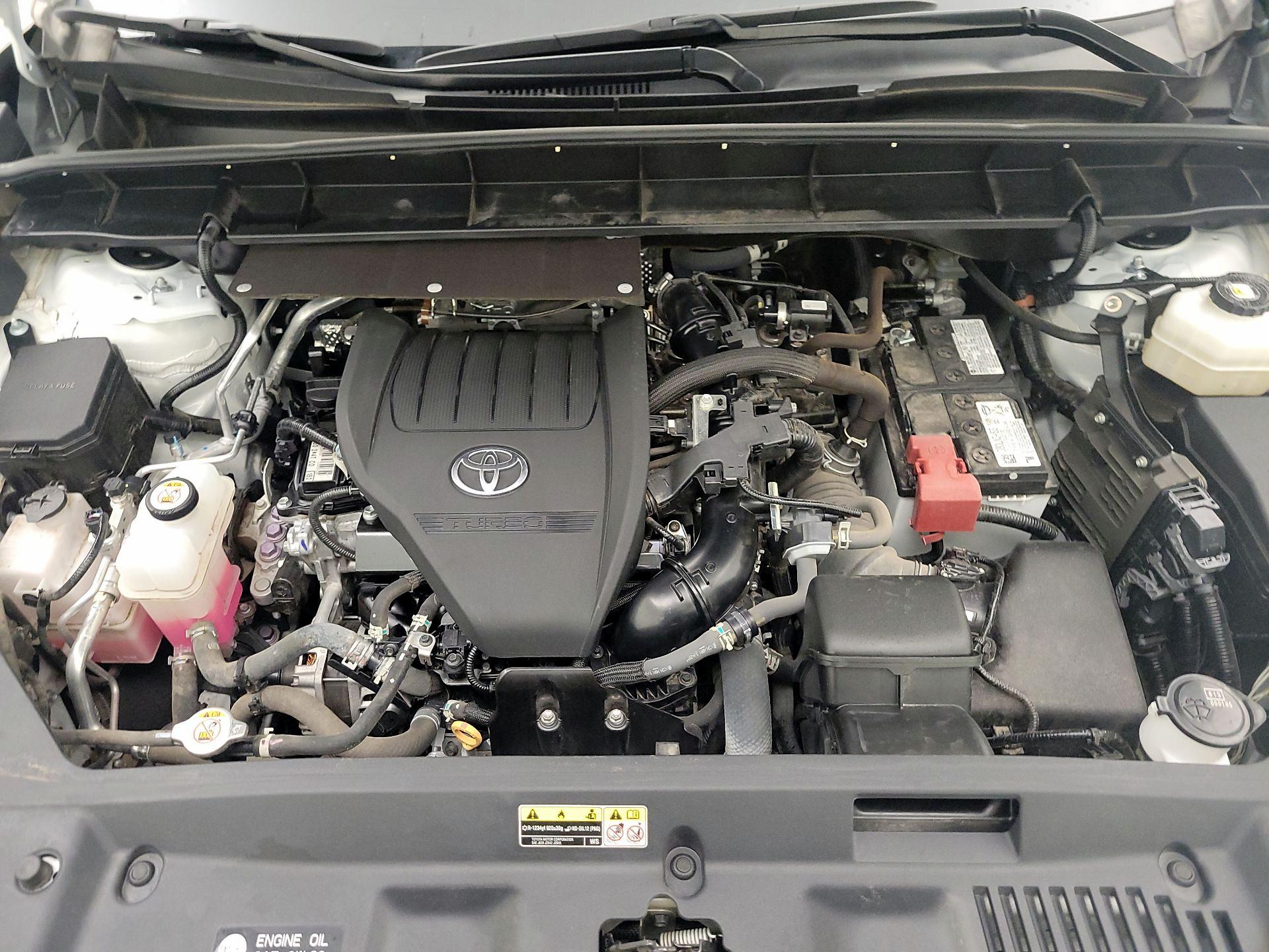 Thumbnail: 2023 Toyota Highlander - 17