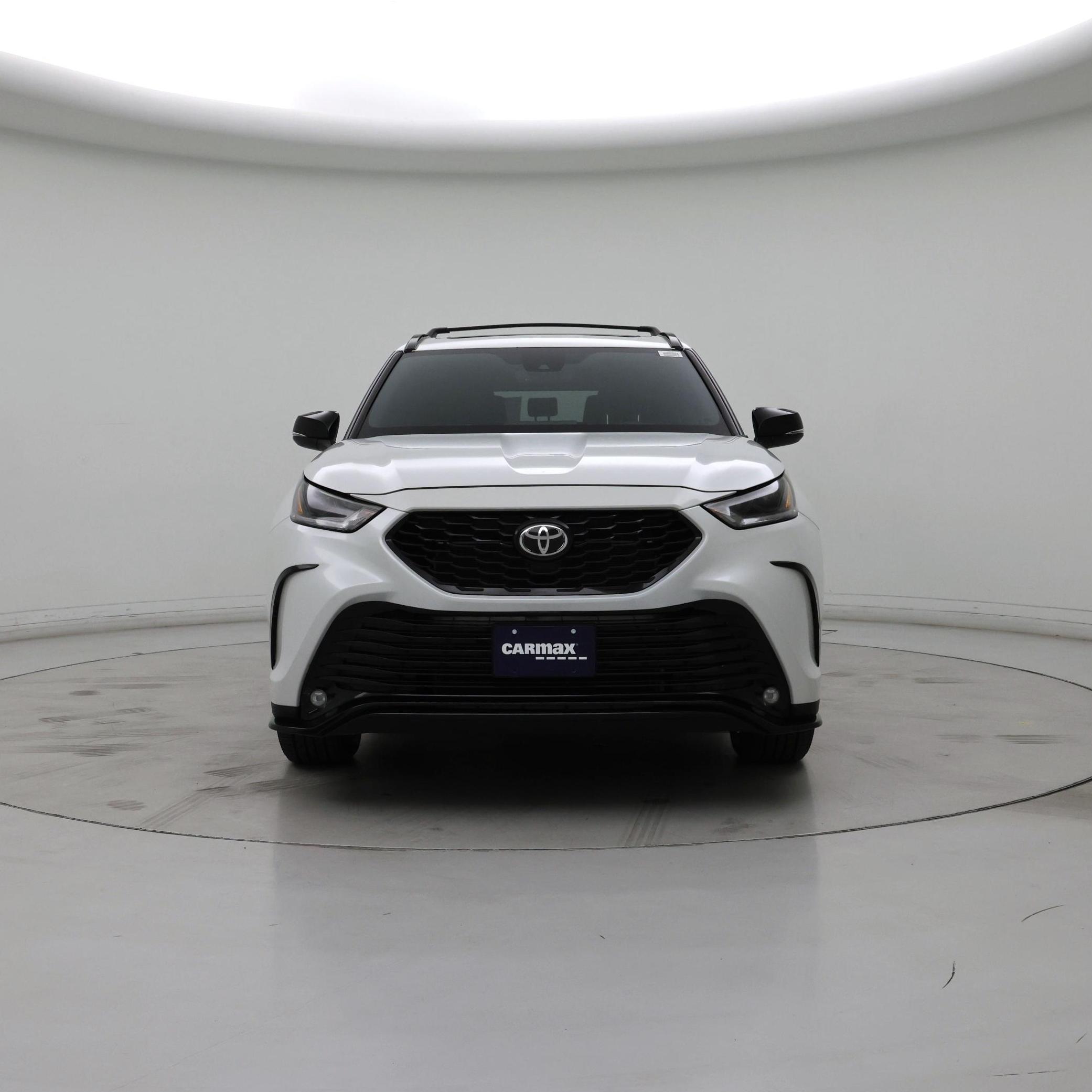 Thumbnail: 2023 Toyota Highlander - 5