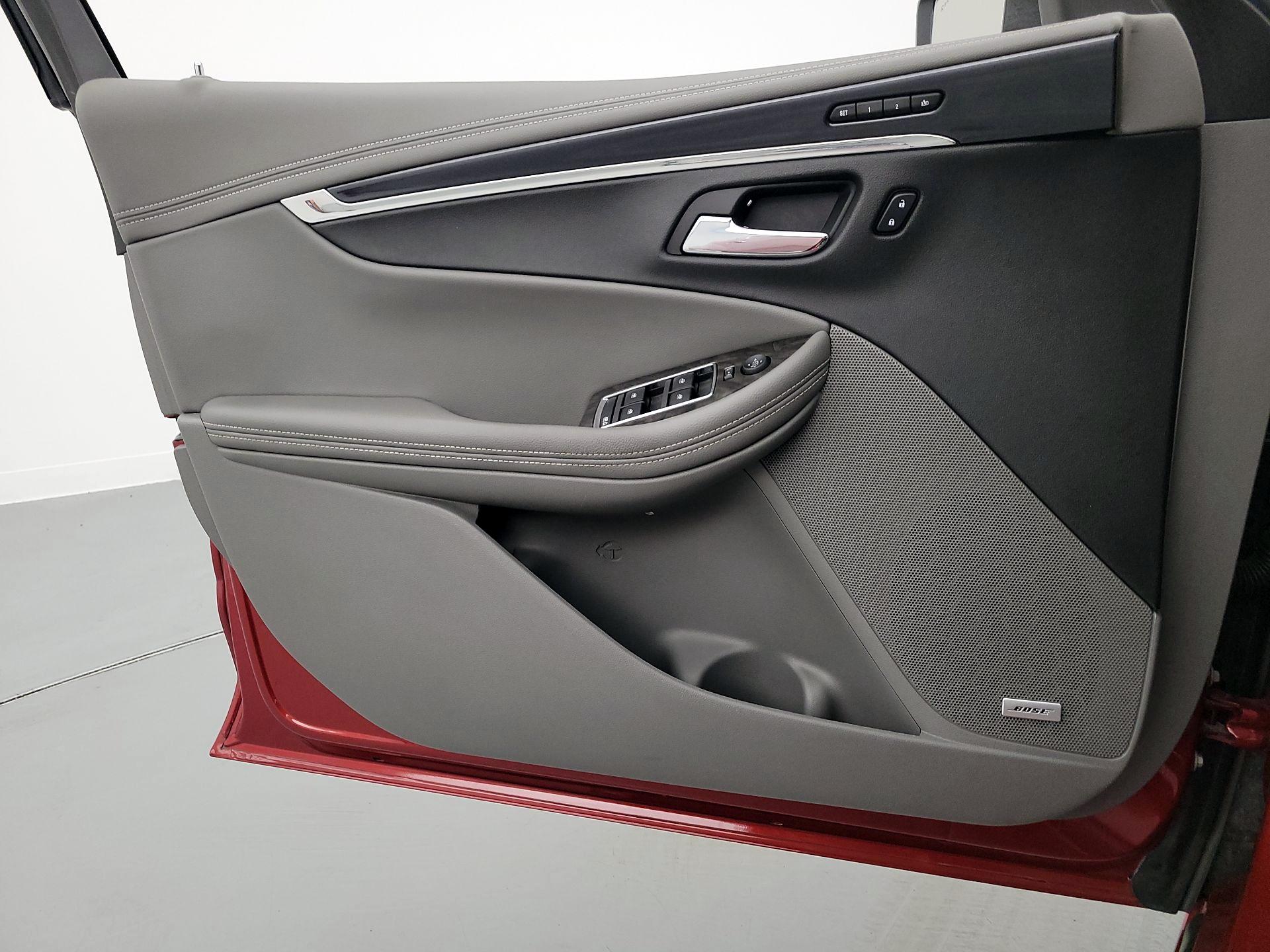 Thumbnail: 2015 Chevrolet Impala - 12