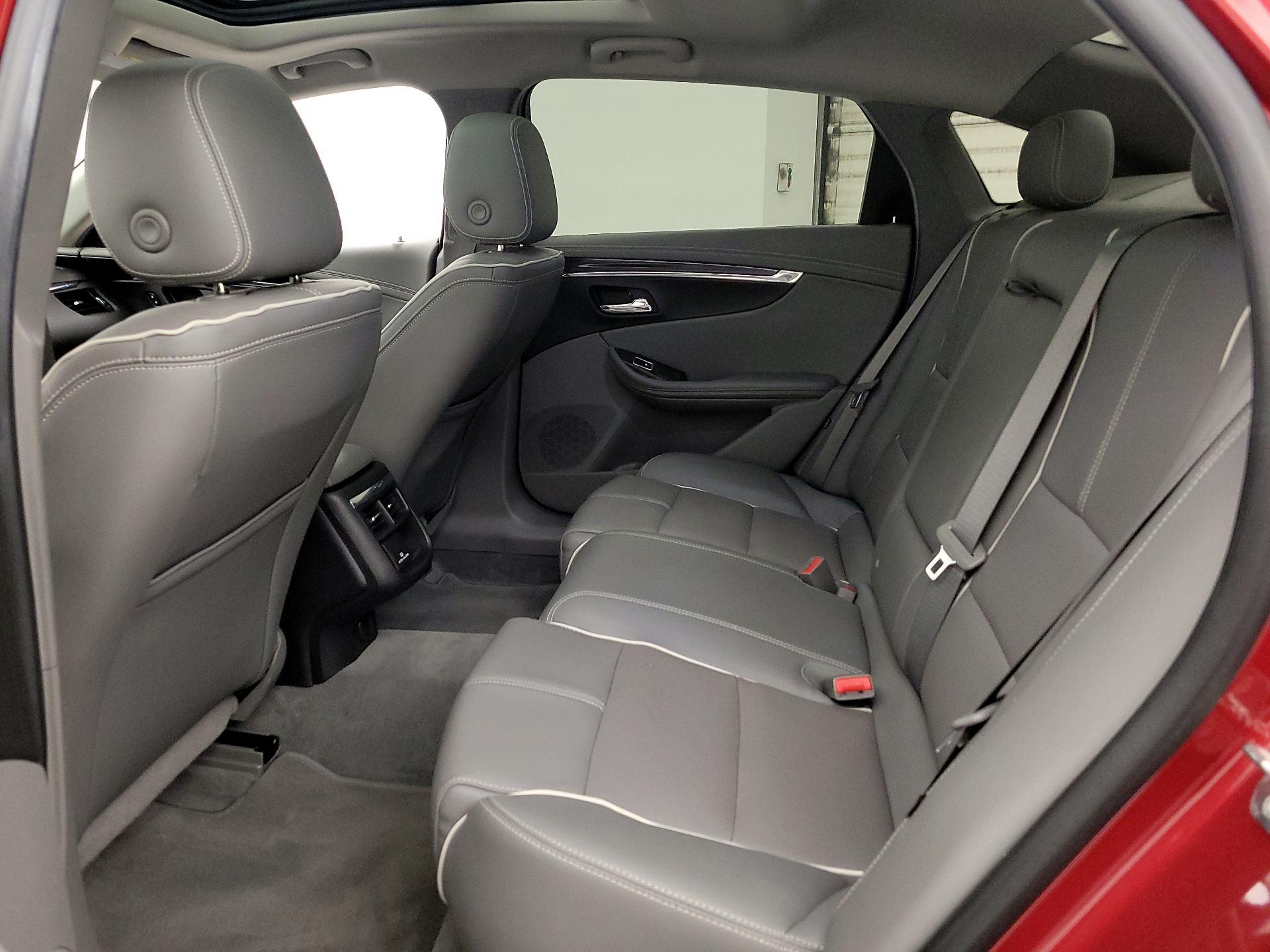 Thumbnail: 2015 Chevrolet Impala - 20