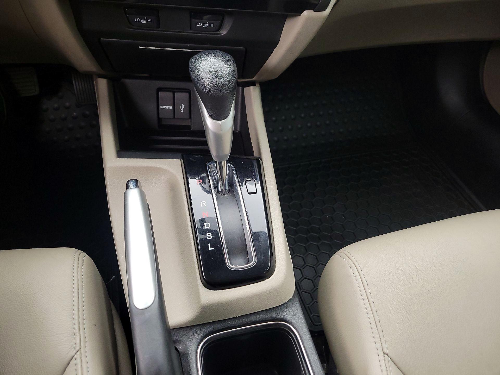 Thumbnail: 2015 Honda Civic - 17